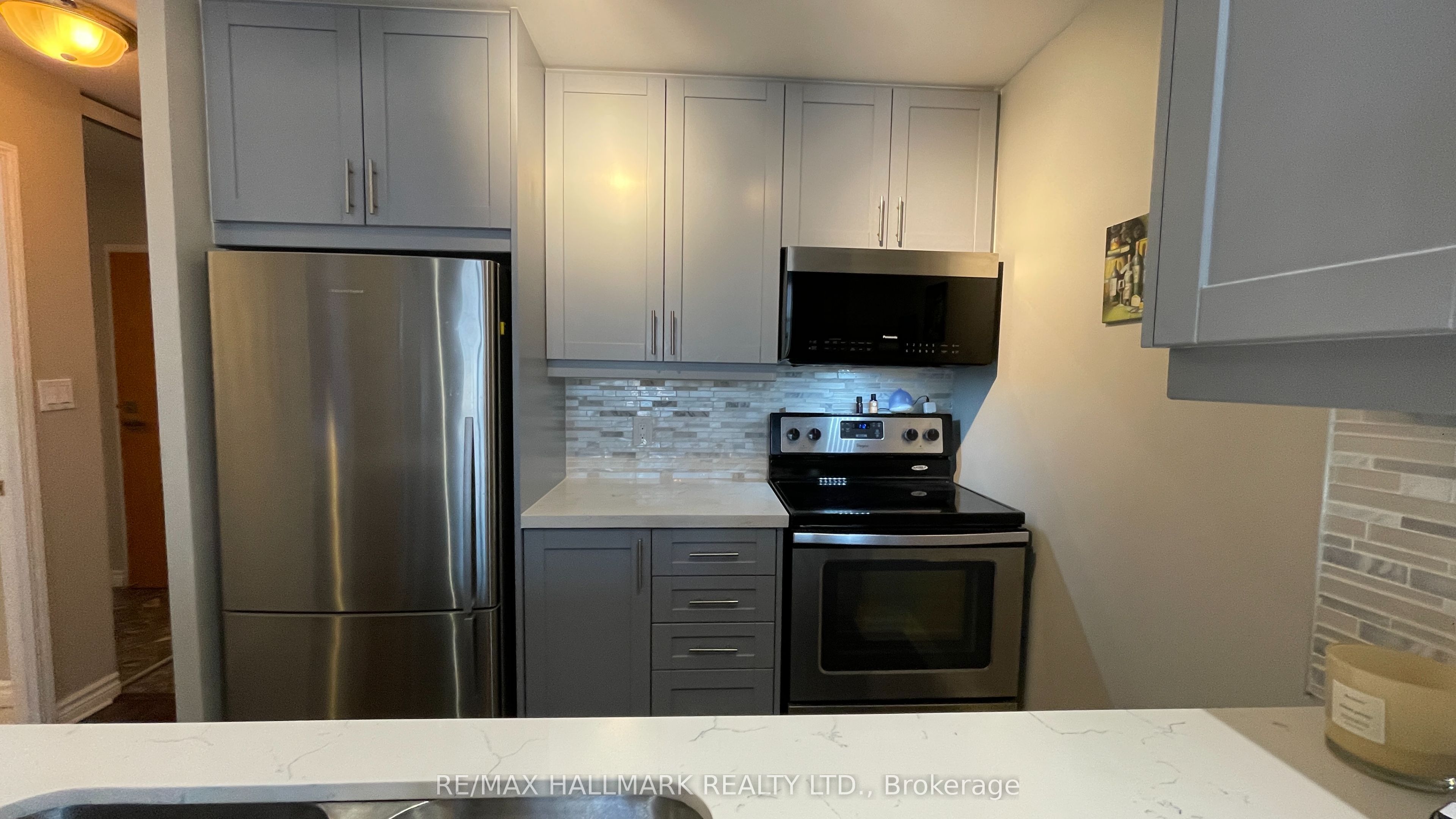 39 Jarvis Street 601, Toronto, ON M5E 1Z5 photo 4