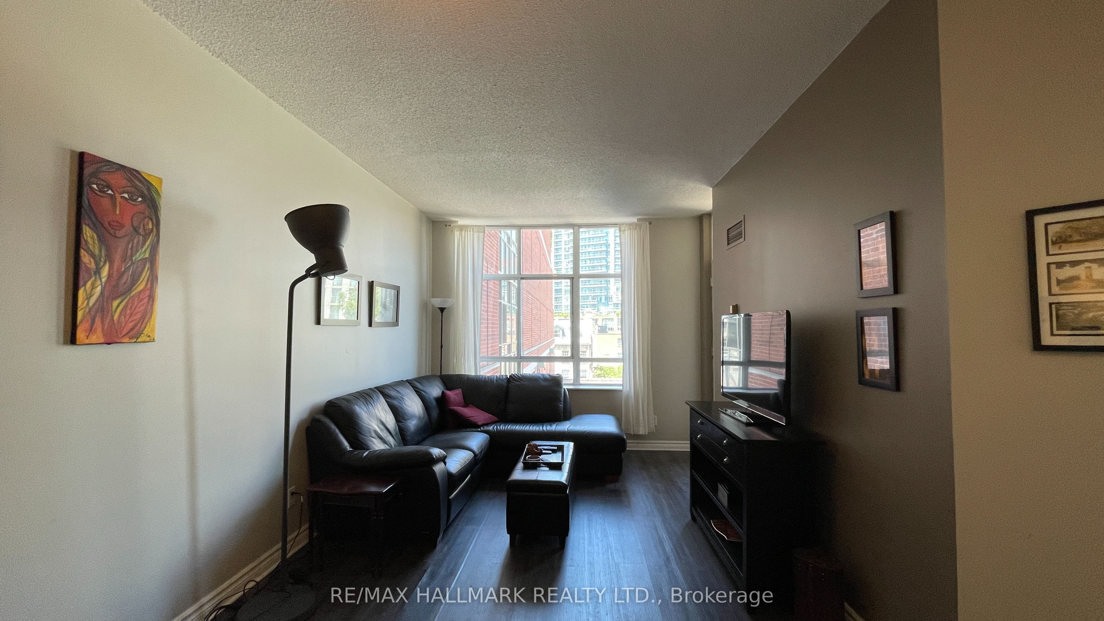 39 Jarvis Street 601, Toronto, ON M5E 1Z5 photo 5