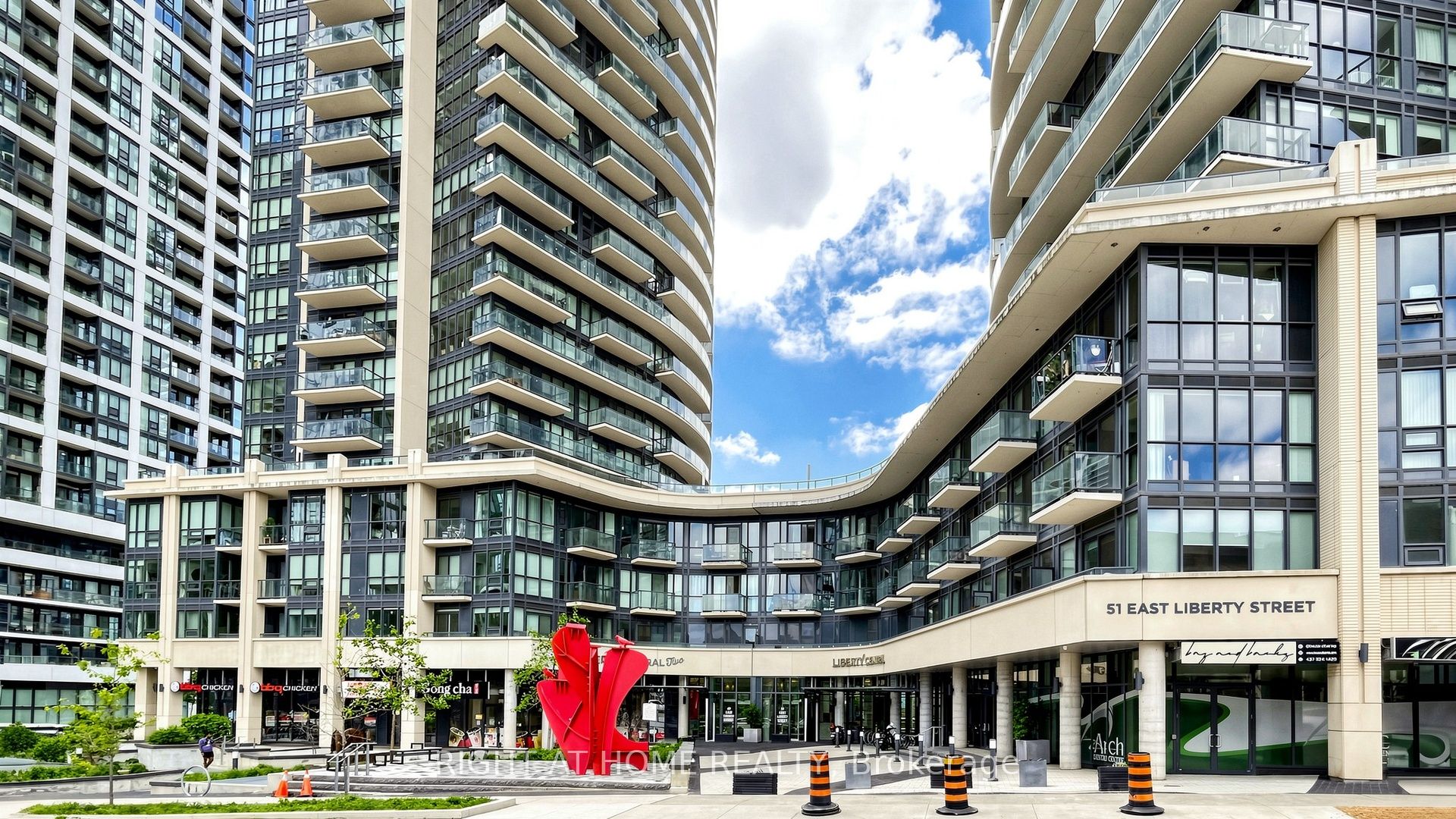 49 East Liberty Street 311, Toronto, ON M6K 0B2 photo 2