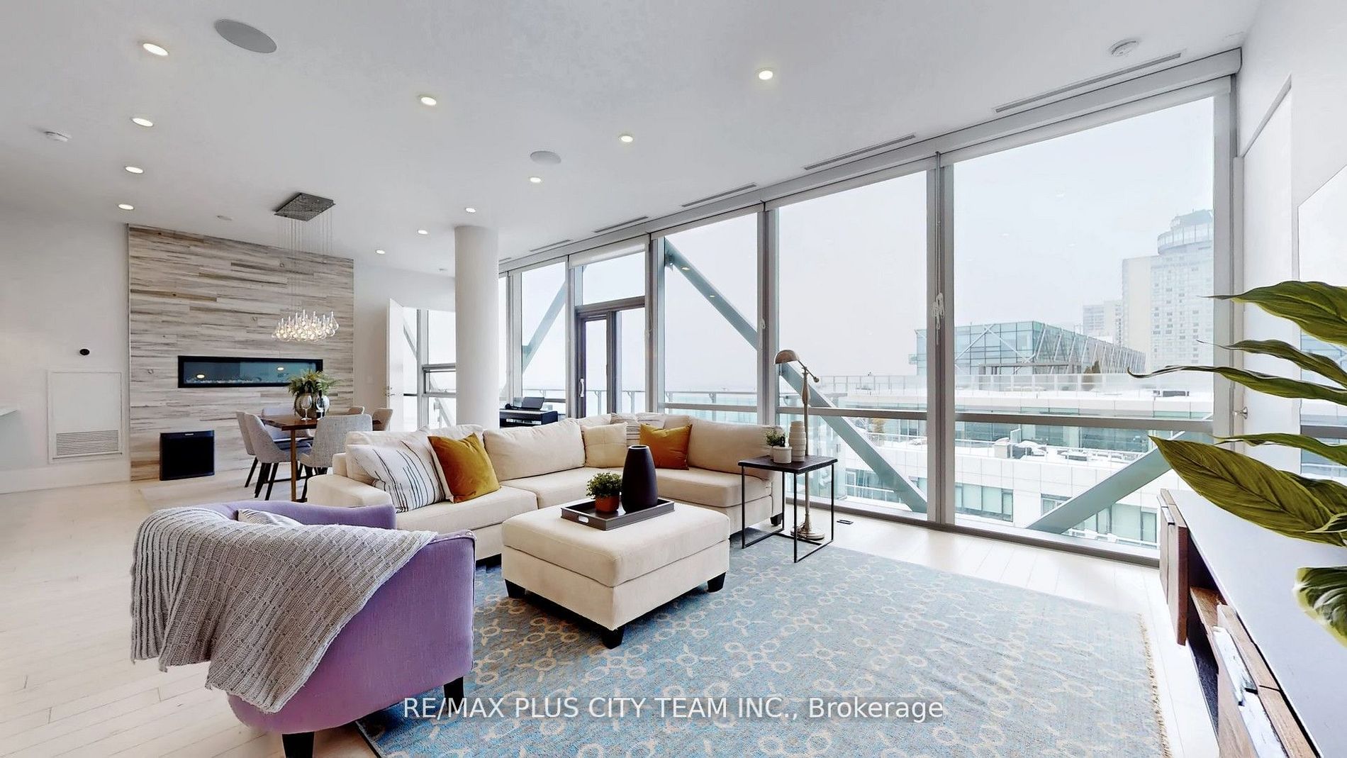 39 Queens Quay E 1305, Toronto, ON M5E 0A5 photo 3