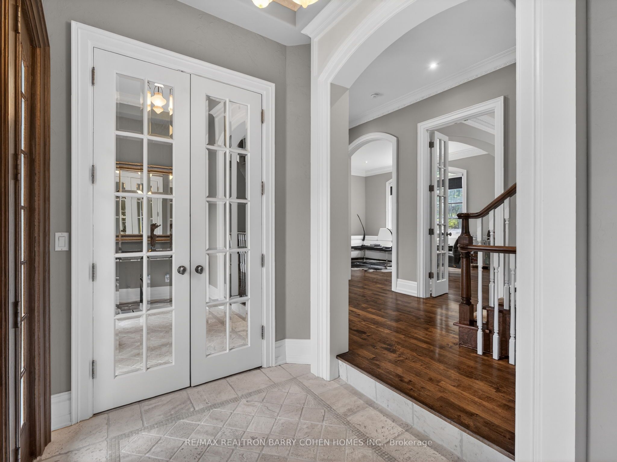 3 Legacy Court, Toronto, ON M2L 2Y7 photo 4