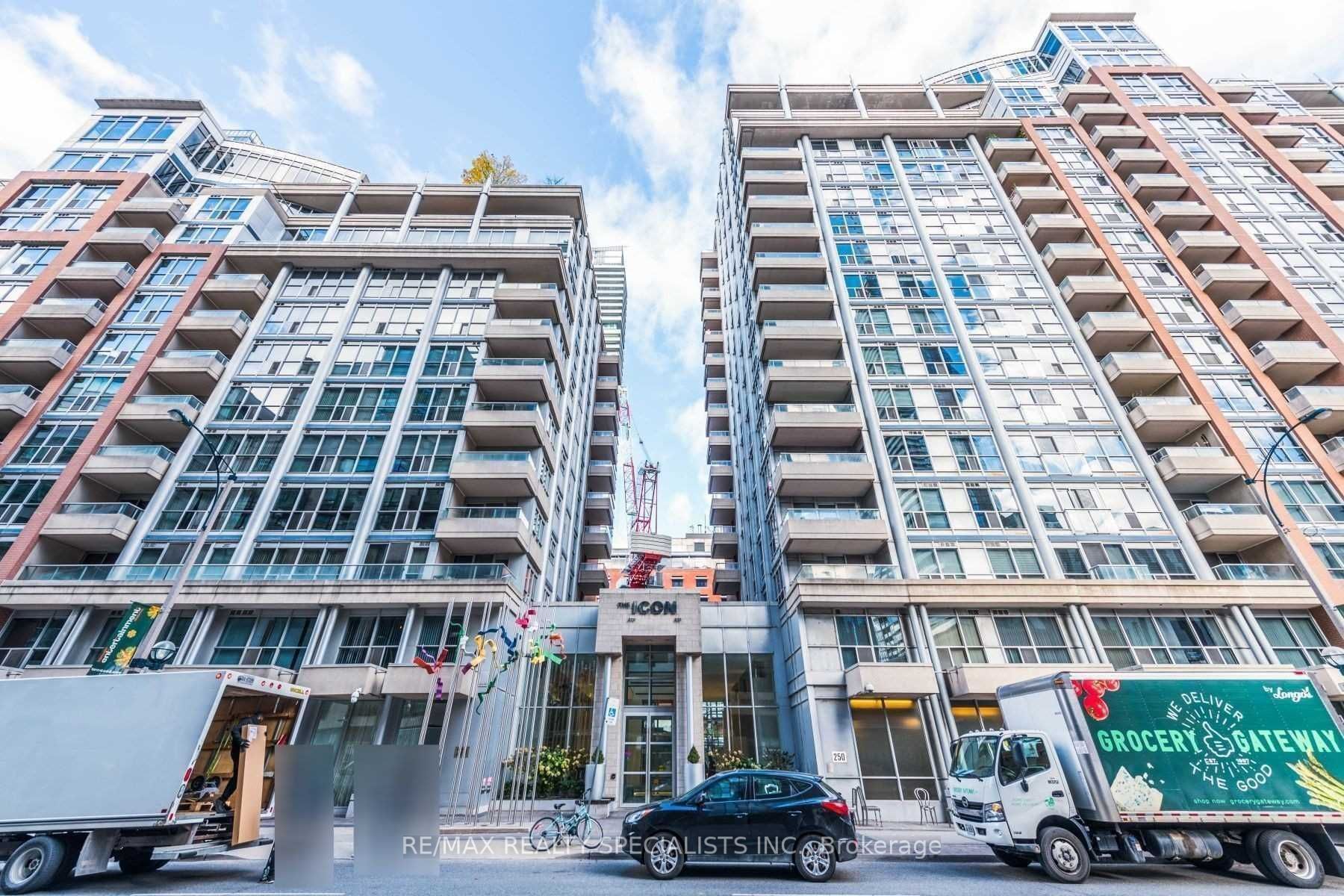 250 Wellington Street 529, Toronto, ON M5V 3P6