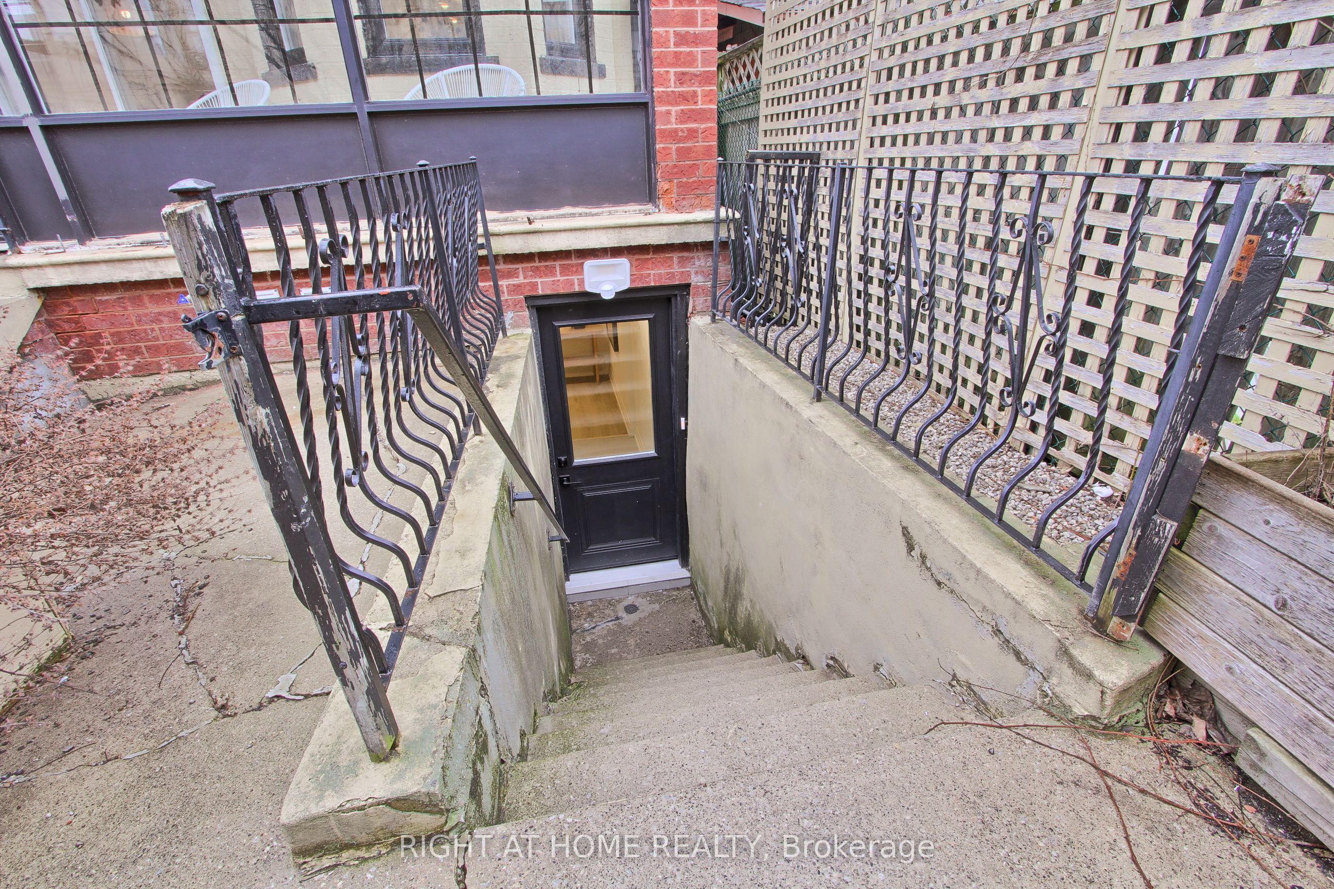 1201 Dovercourt Road Unit 4, Toronto, ON M6H 2Y1 photo 3