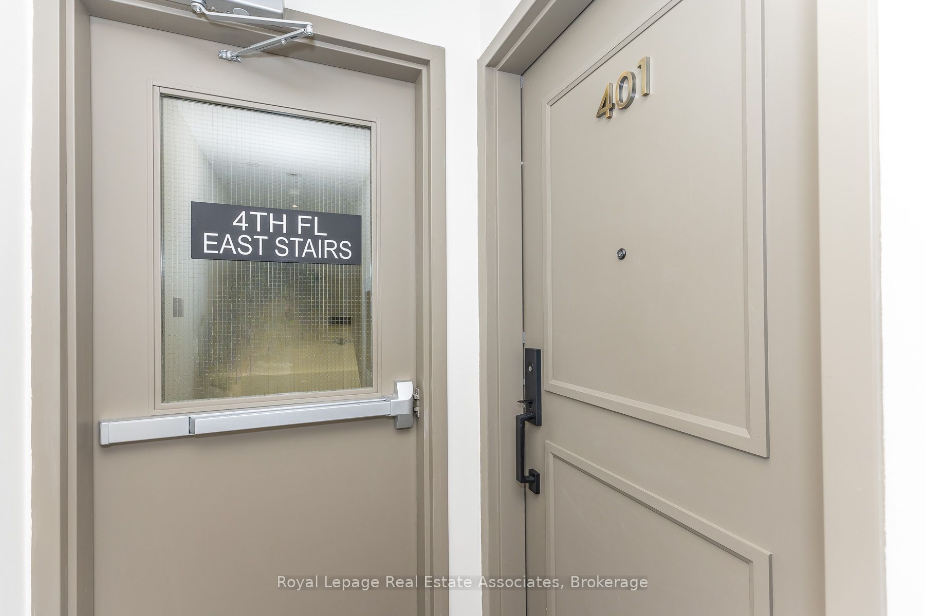 1000 Bathurst Street 402, Toronto, ON M5R 3G7 photo 4