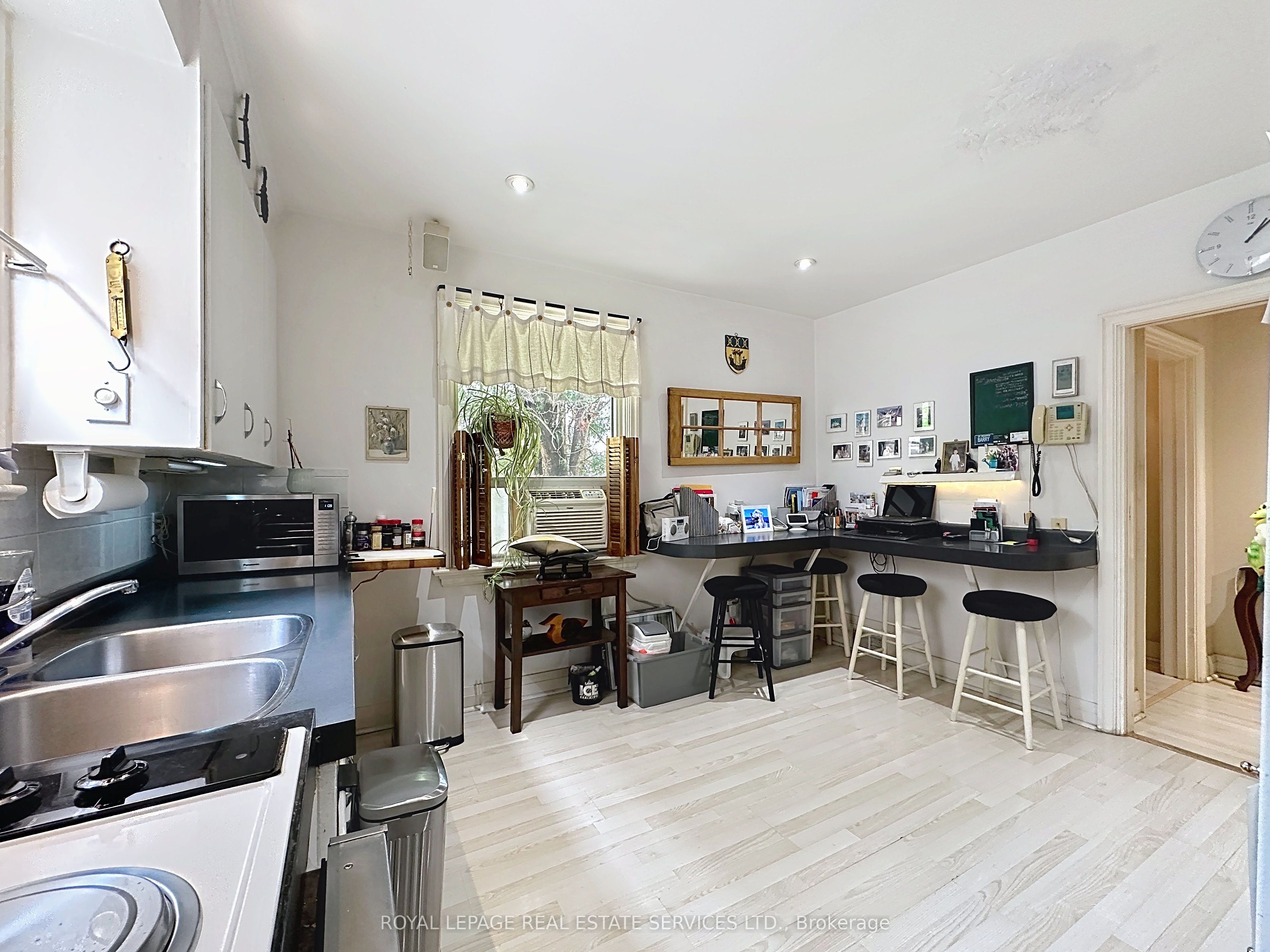 145 Parkview Avenue, Toronto, ON M2N 3Y6 photo 4