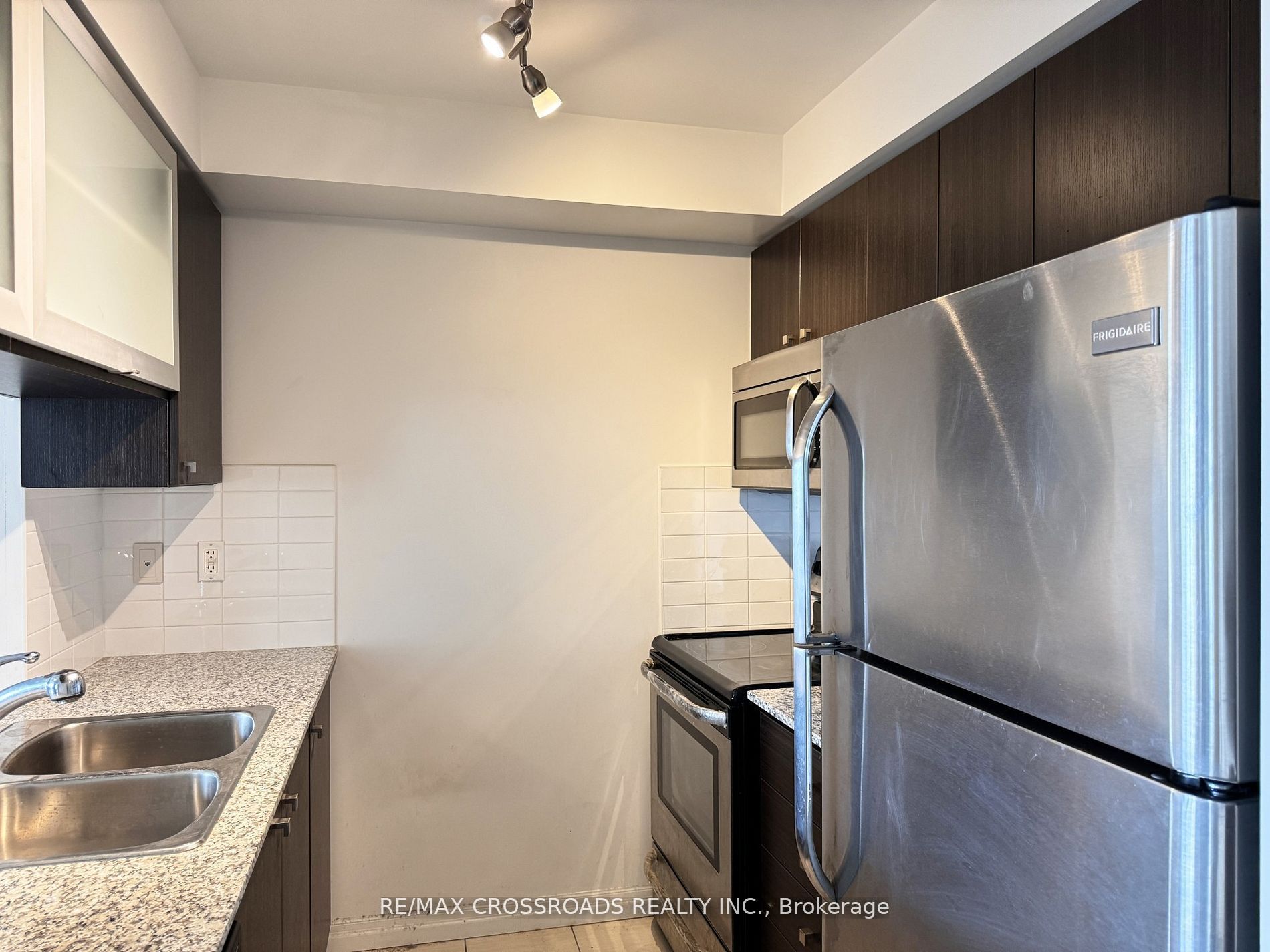 2015 Sheppard Avenue E 3510, Toronto, ON M2J 0B3 photo 5