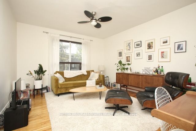 738 Shaw Street 2nd Fl., Toronto, ON M6G 3L7 photo 4