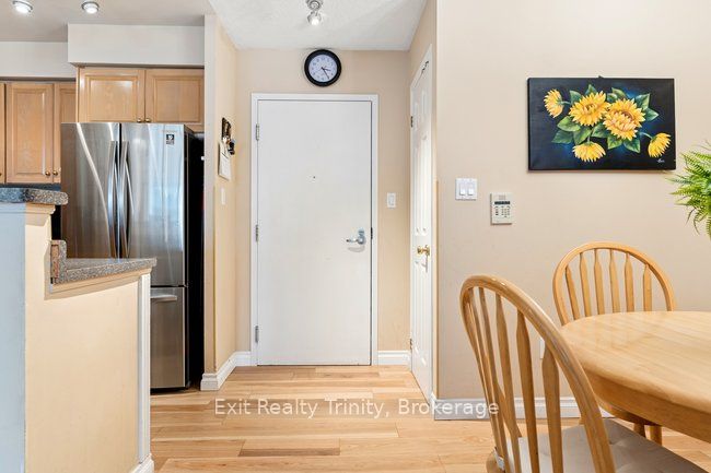 23 Lorraine Drive 318, Toronto, ON M2N 6Z6 photo 5
