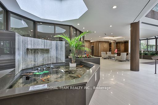 211 N Saint patrick Street S C-PH 10, Toronto, ON M5T 2Y9 photo 5