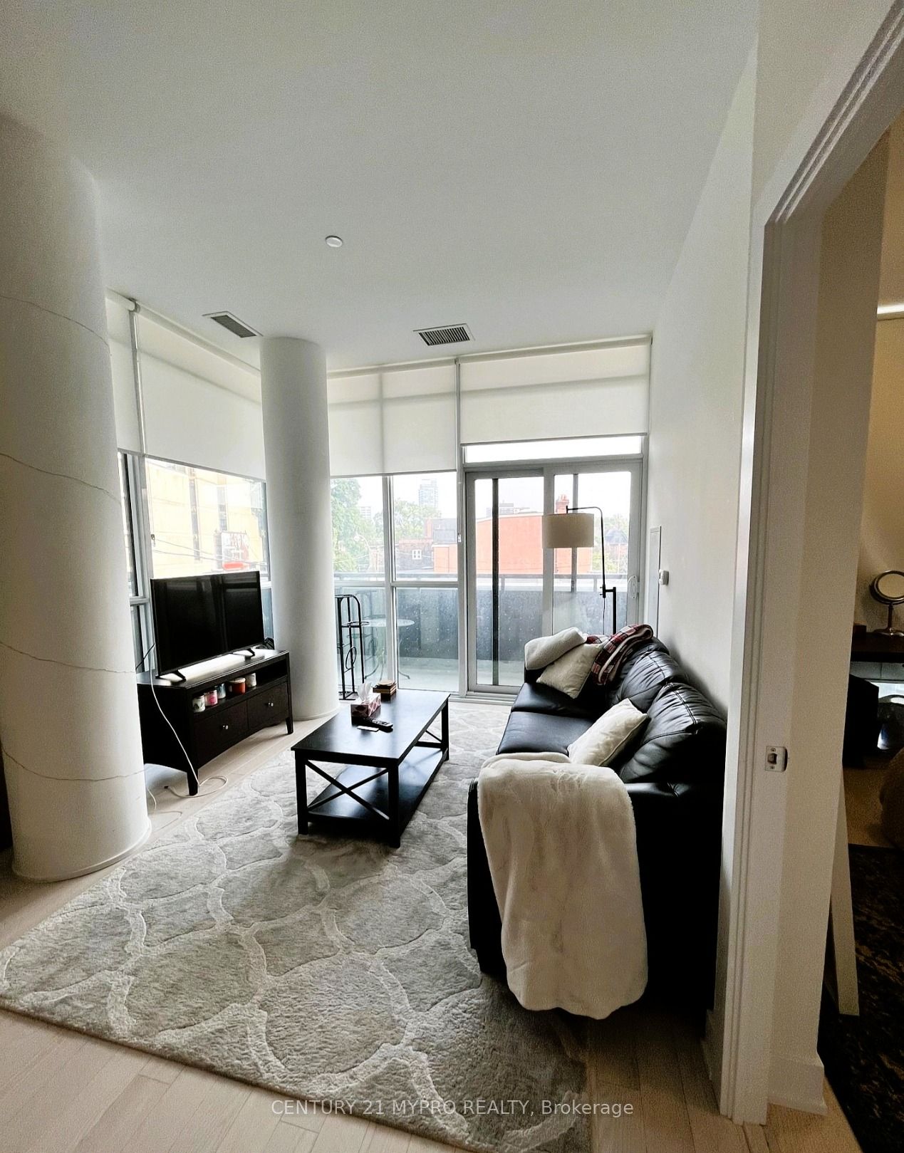 181 Bedford Road 203, Toronto, ON M5R 0C2 photo 4