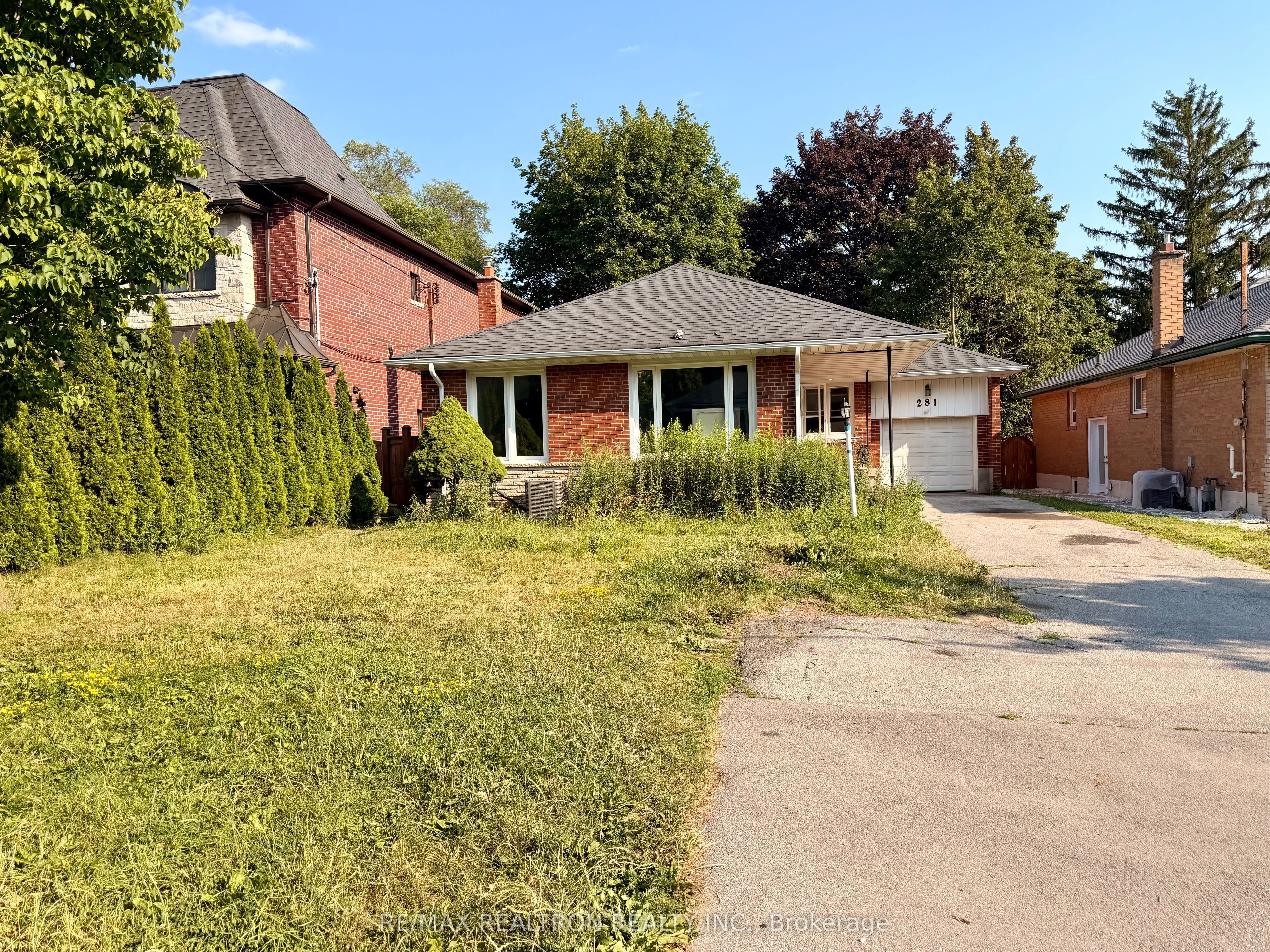 281 Betty Ann Drive main floor, Toronto, ON M2R 1A9