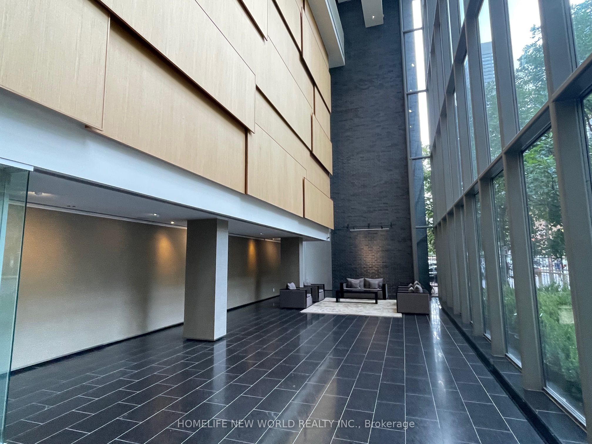 33 Charles Street E 2109, Toronto, ON M4Y 0A2 photo 5
