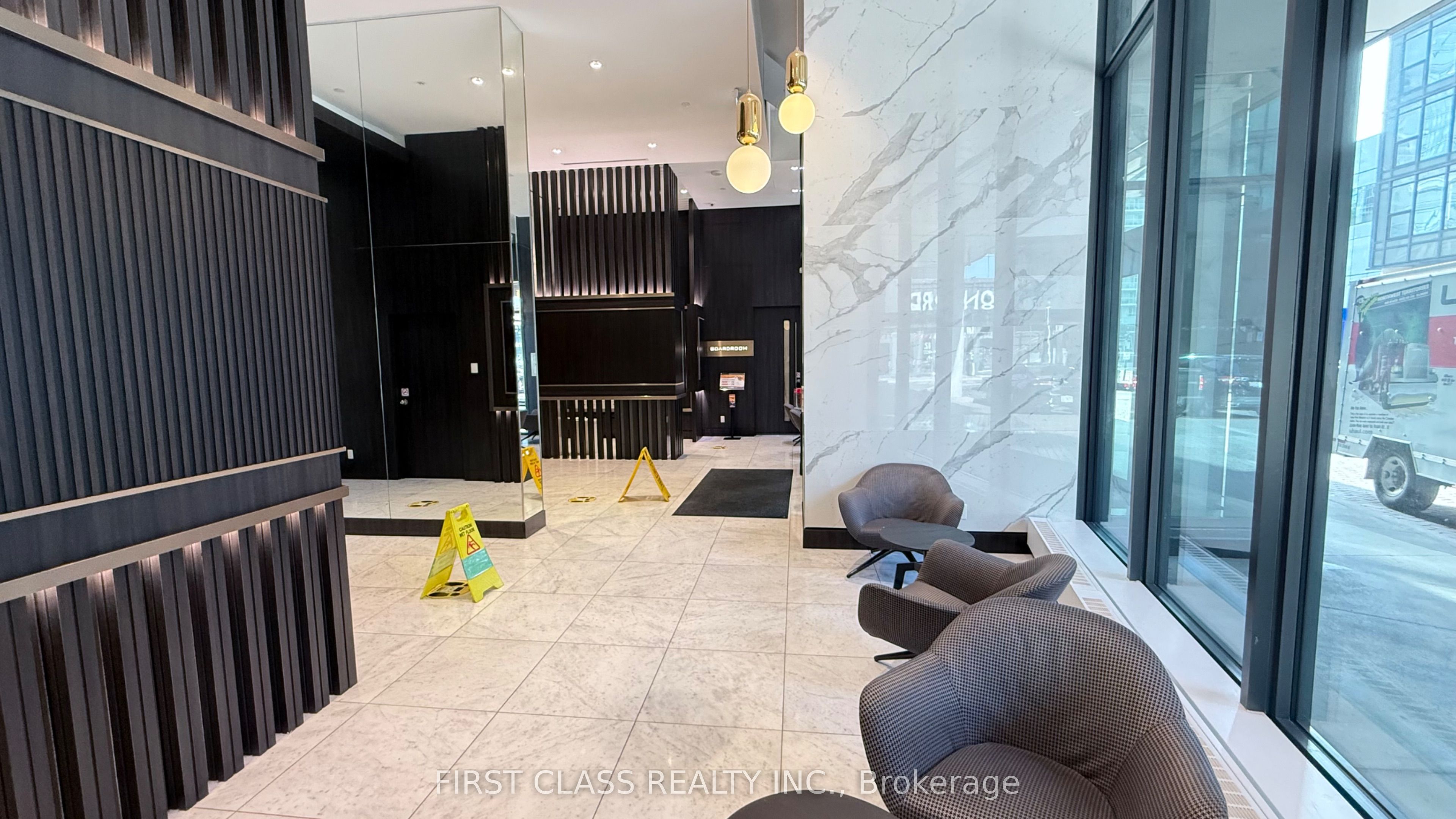 90 Queens Wharf Road 503, Toronto, ON M5V 0J4 photo 5