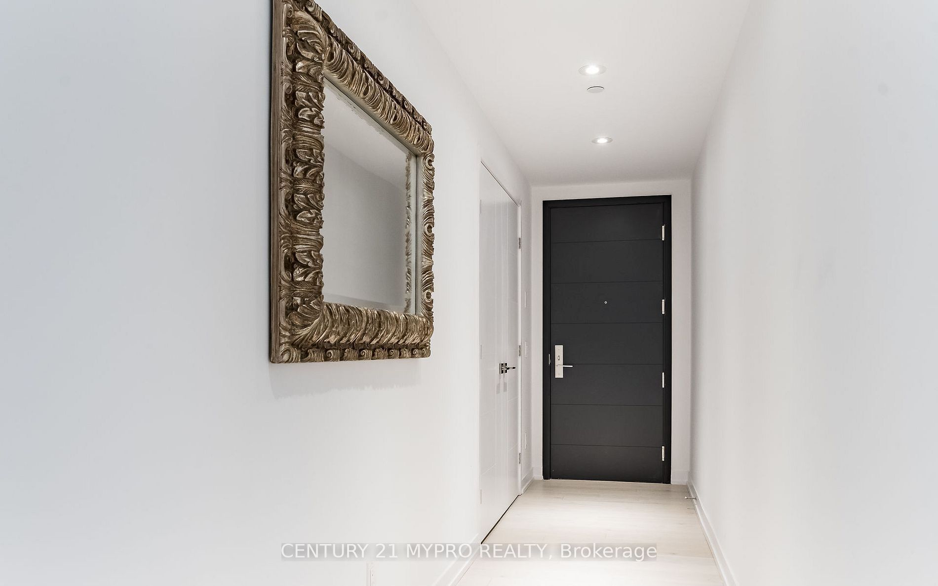 488 University Avenue 2010, 2nd Bedroom, Toronto, ON M5G 0C1 photo 4