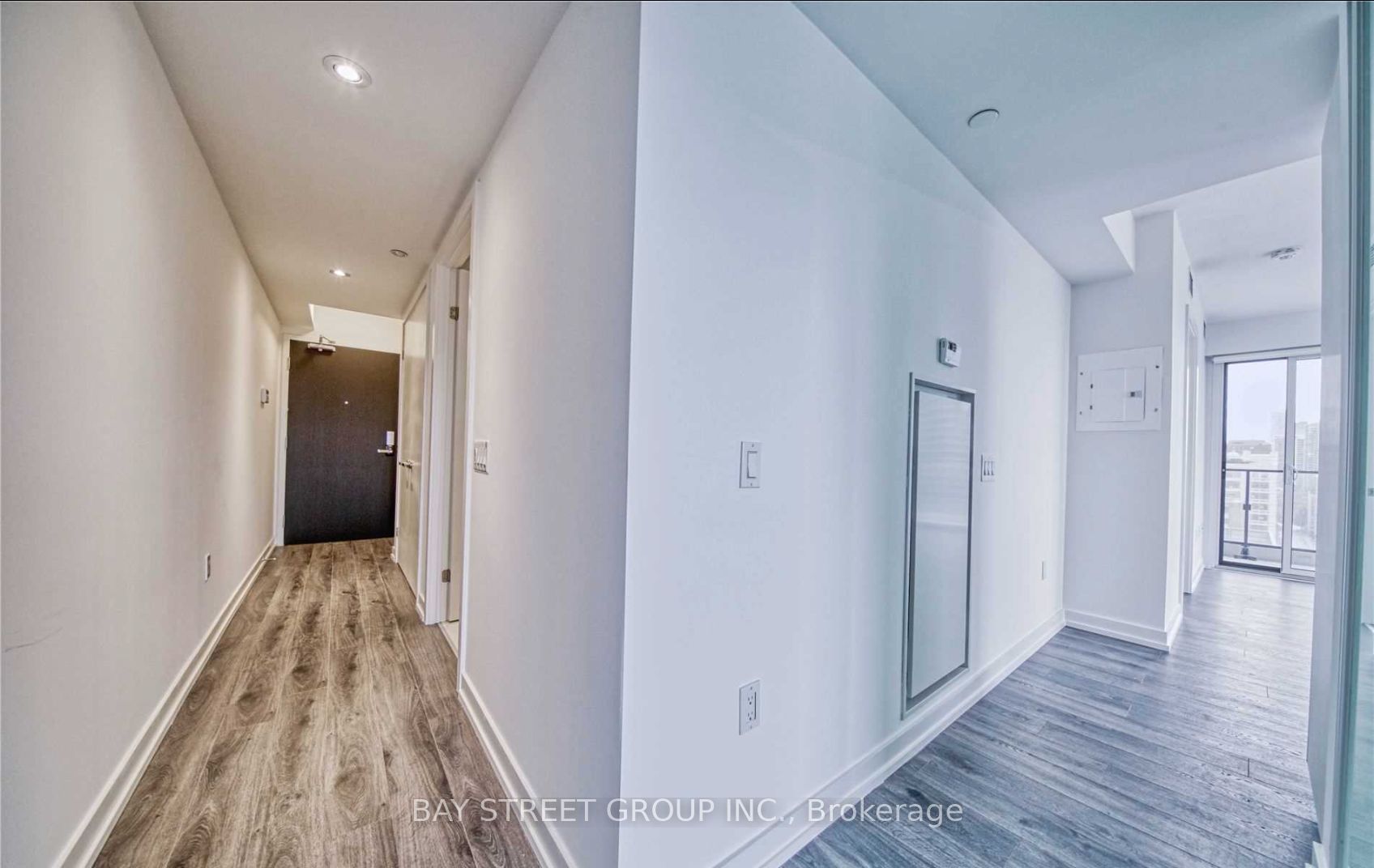 77 Shuter Street 1910, Toronto, ON M5C 1S1 photo 3