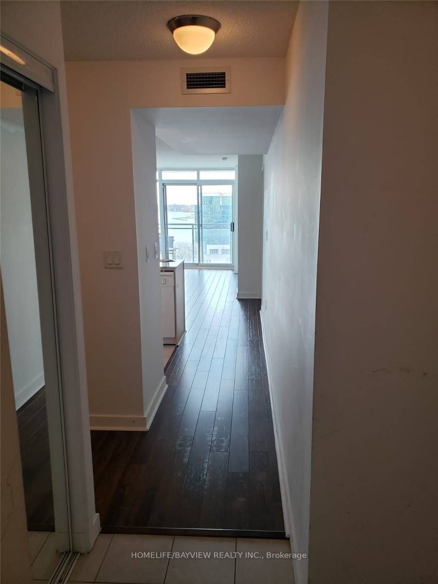 11 Brunel Court 912, Toronto, ON M5V 3Y3