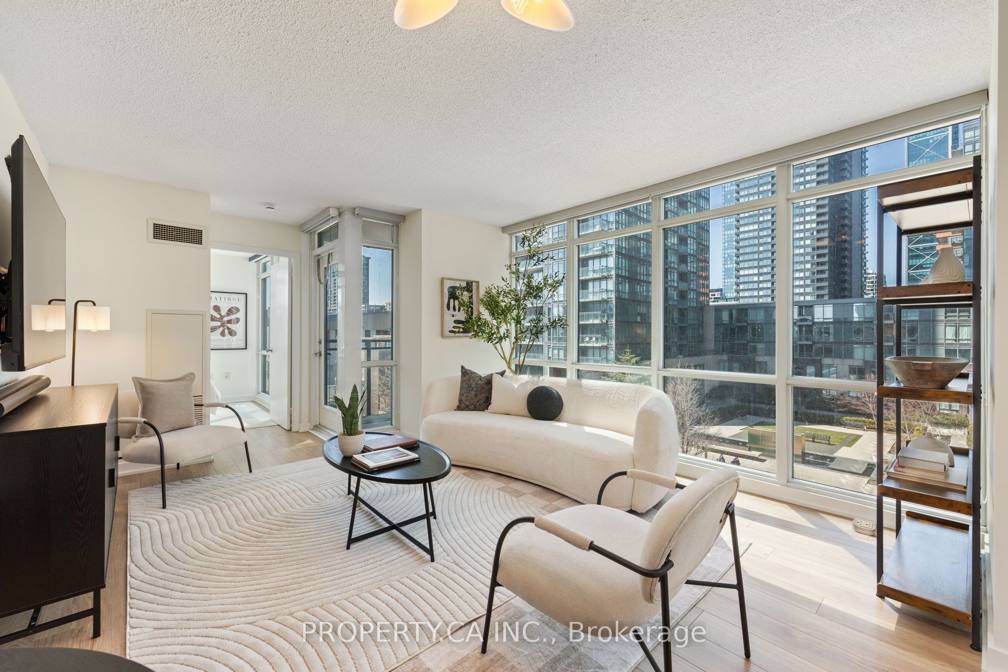 11 Brunel Court 503, Toronto, ON M5V 3Y3