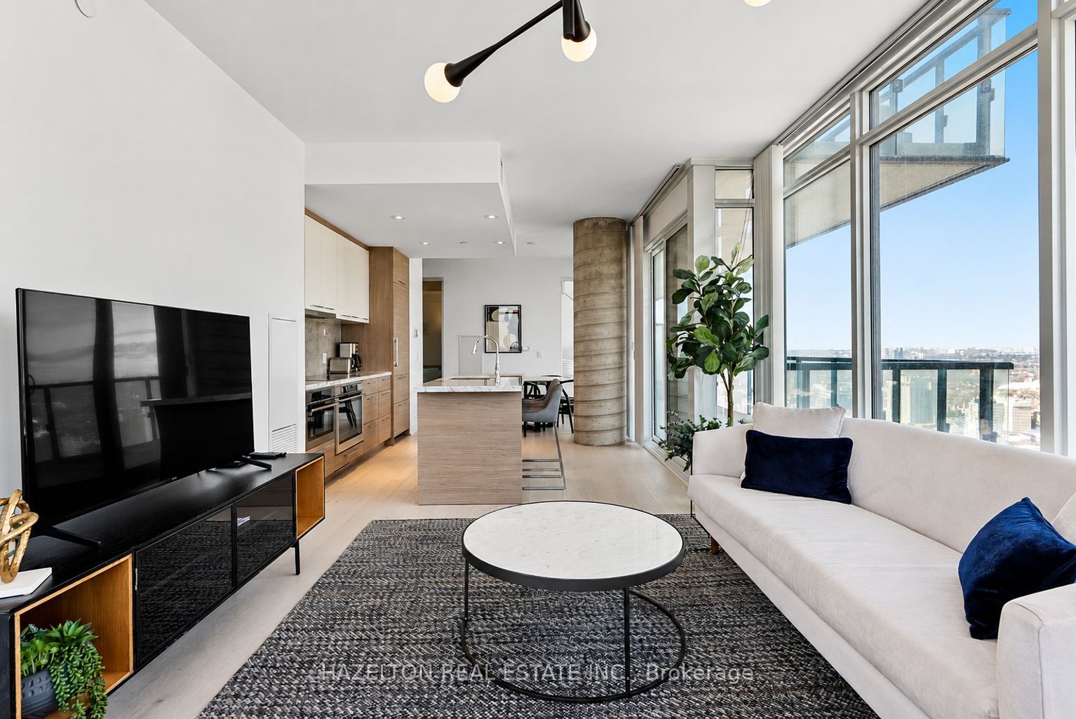 488 University Avenue 3402, Toronto, ON M5G 0C1 photo 2