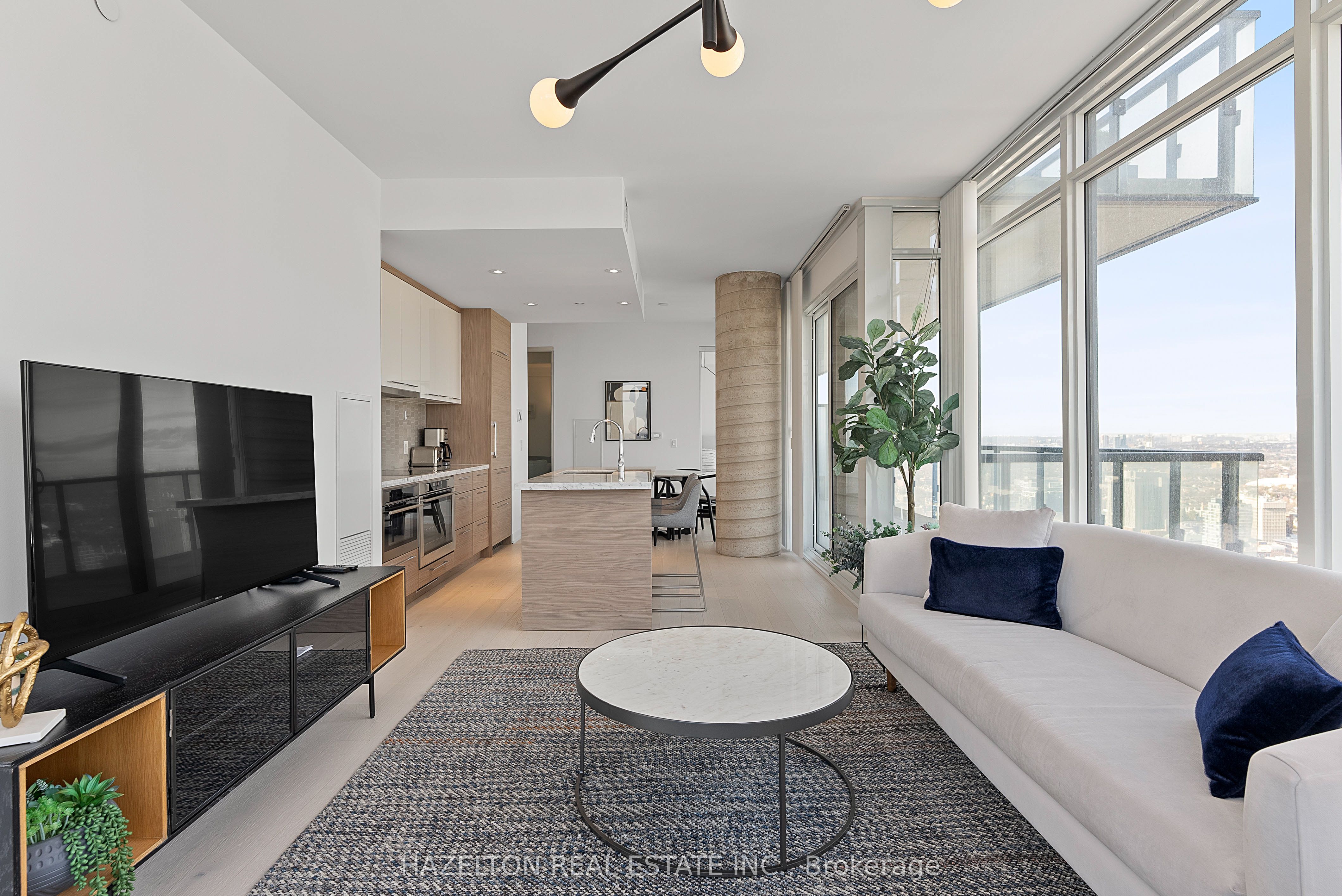 488 University Avenue 3402, Toronto, ON M5G 0C1 photo 4