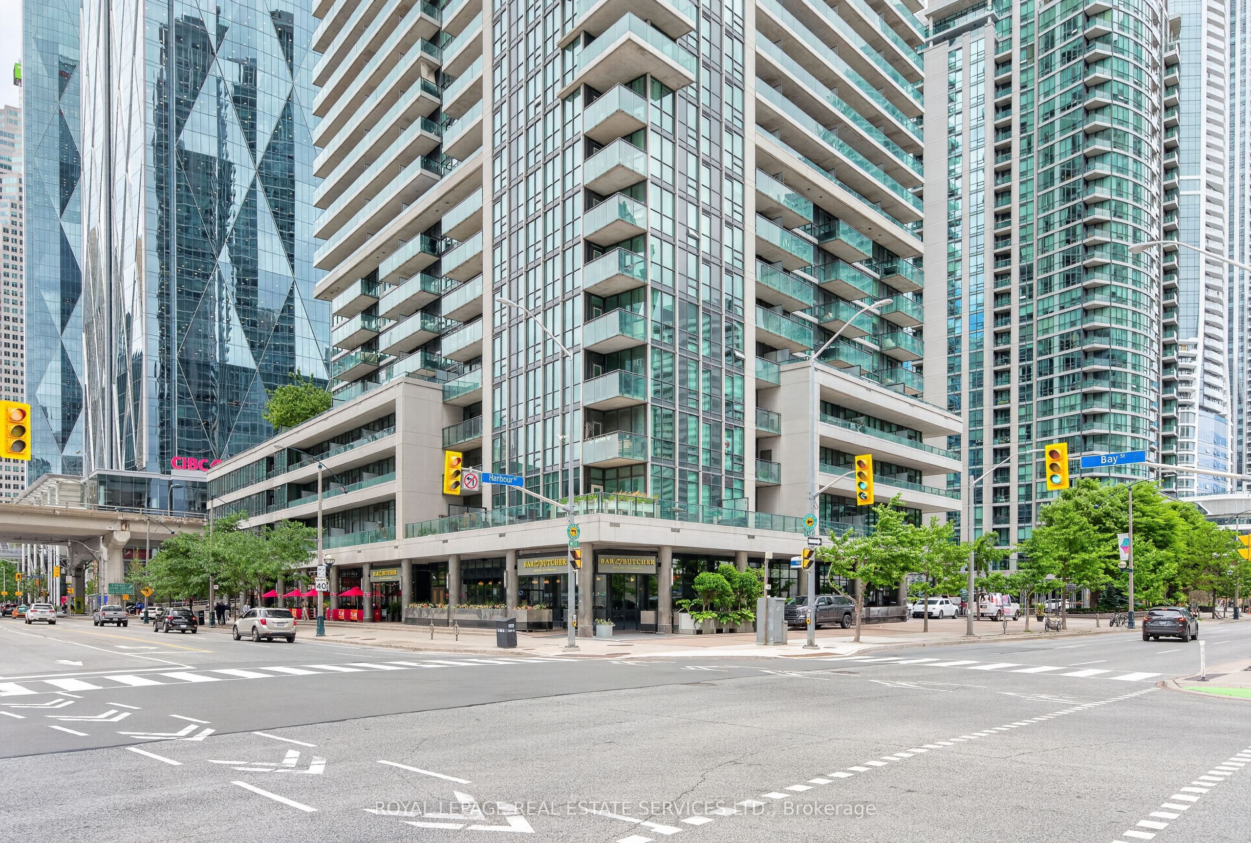 18 Harbour Street 1204, Toronto, ON M5J 2Z6 photo 3