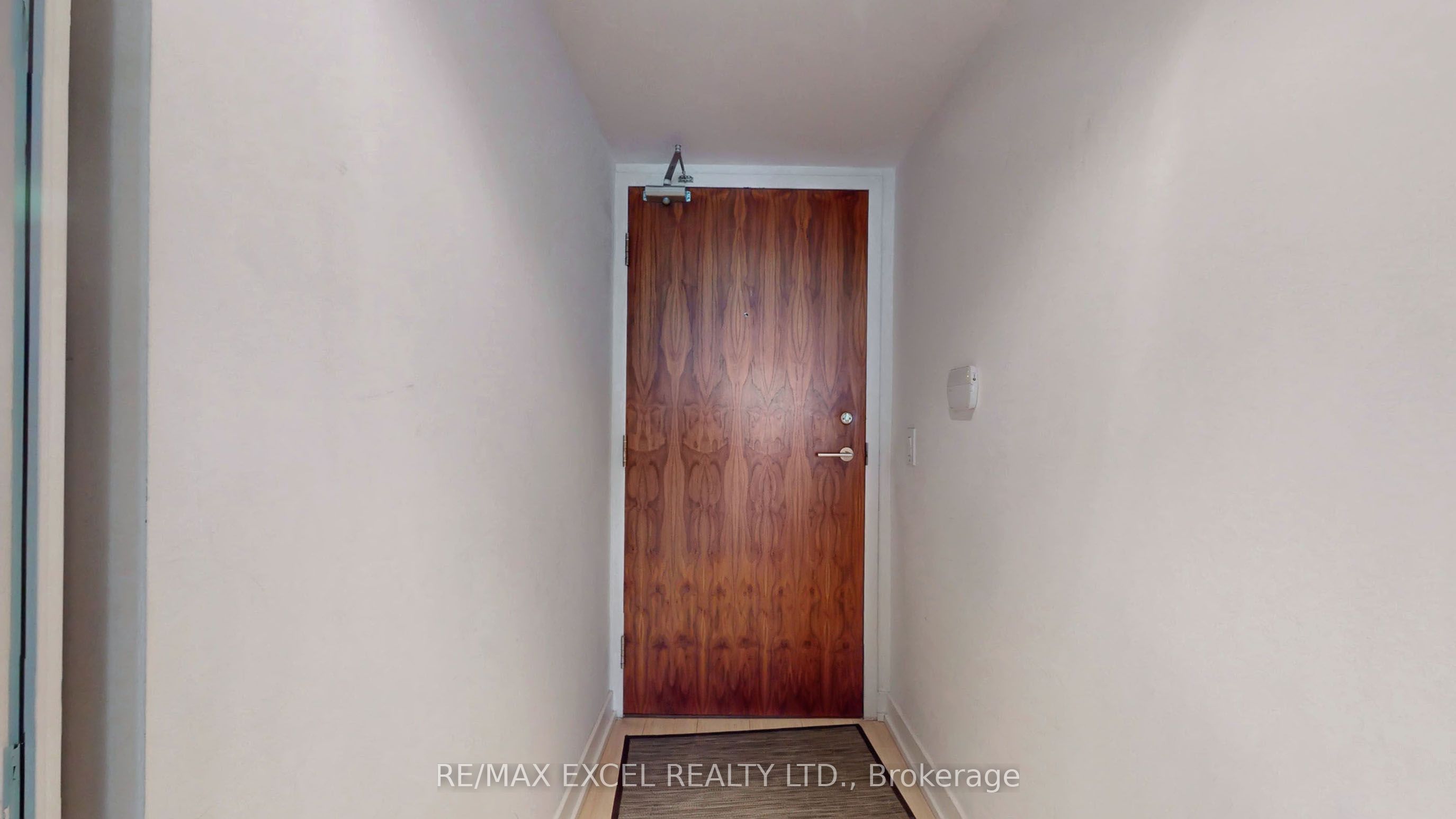 75 Queens Wharf Road 1606, Toronto, ON M5V 0J8 photo 2