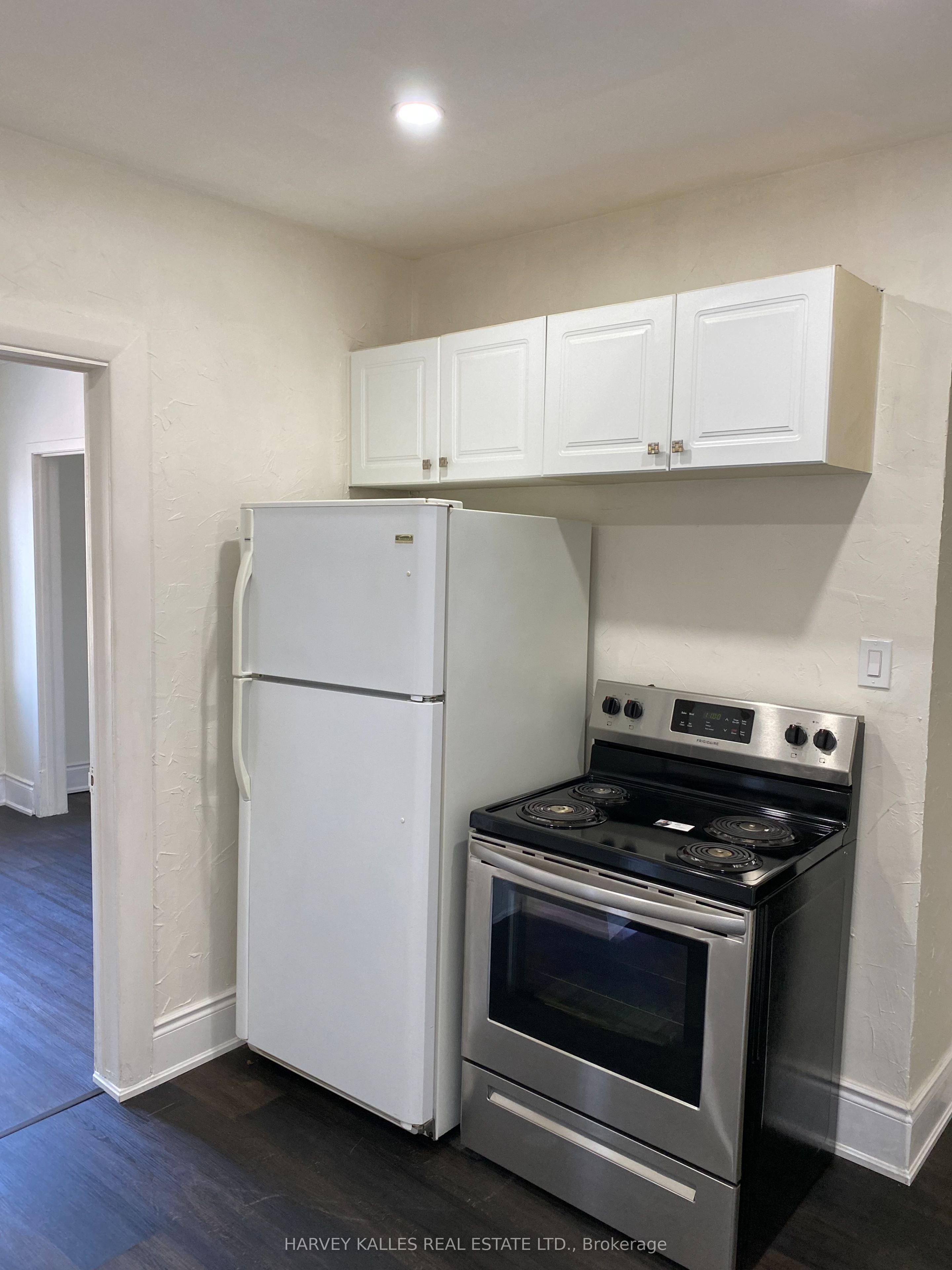 1611 Bayview Avenue A, Toronto, ON M4G 3B5 photo 3