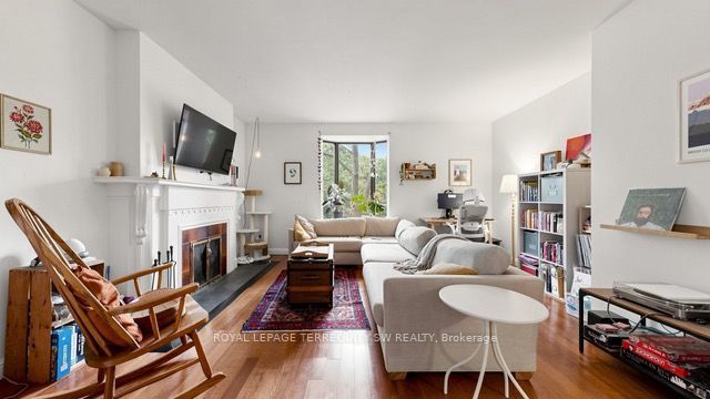 29 Winchester Street, Toronto, ON M4X 1A6 photo 4