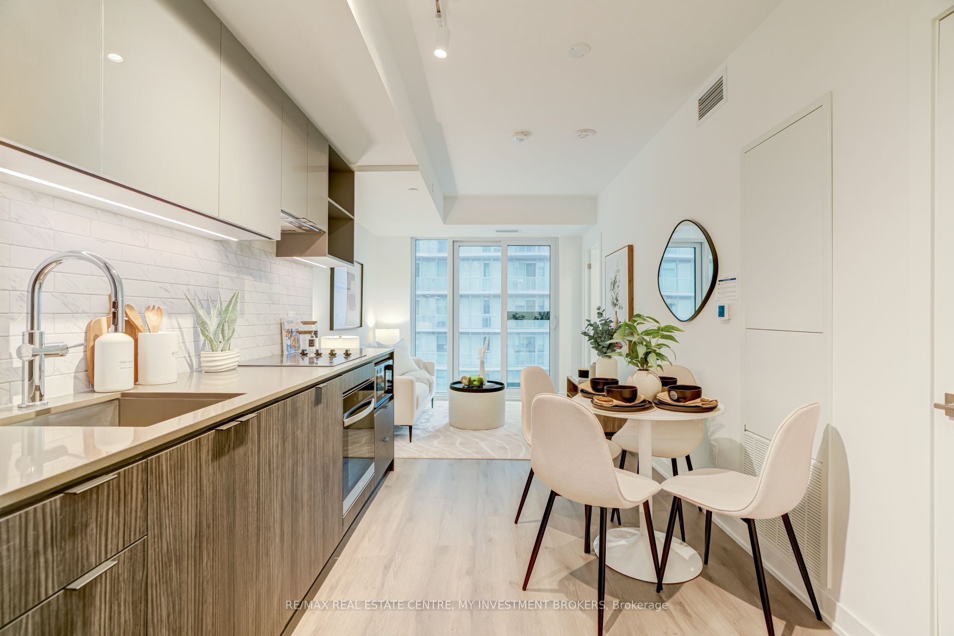 252 Church Street 4110, Toronto, ON M5B 0E6 photo 5