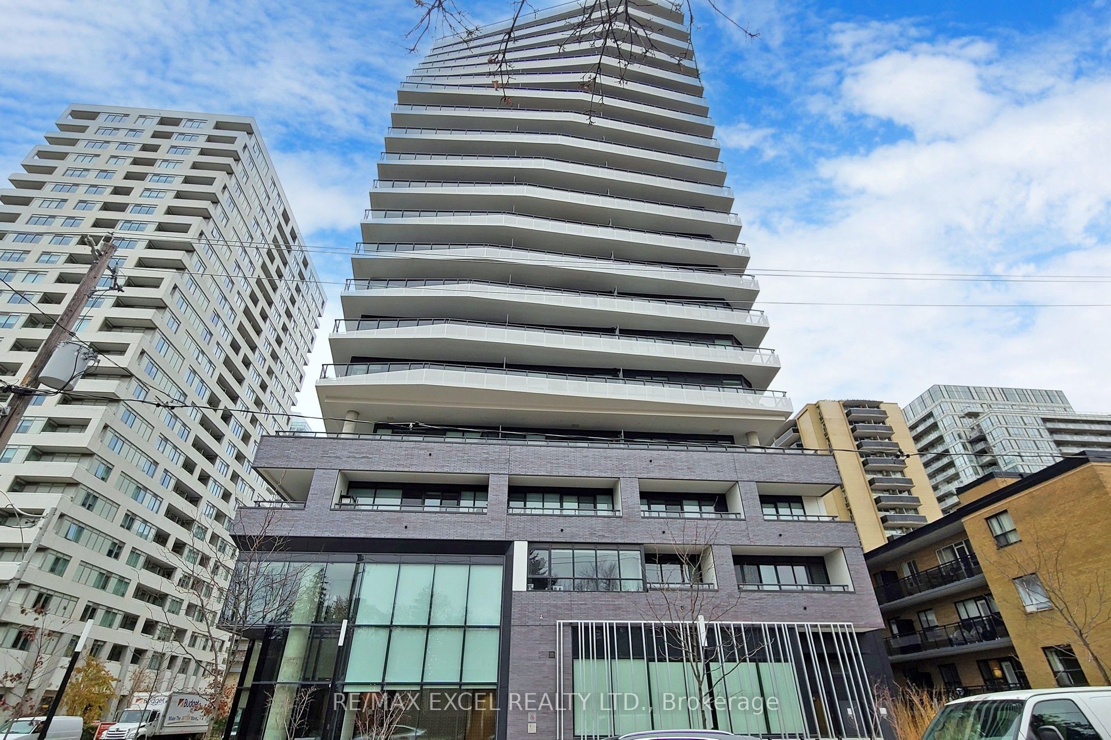 11 Lillian Street 609, Toronto, ON M4S 2H7