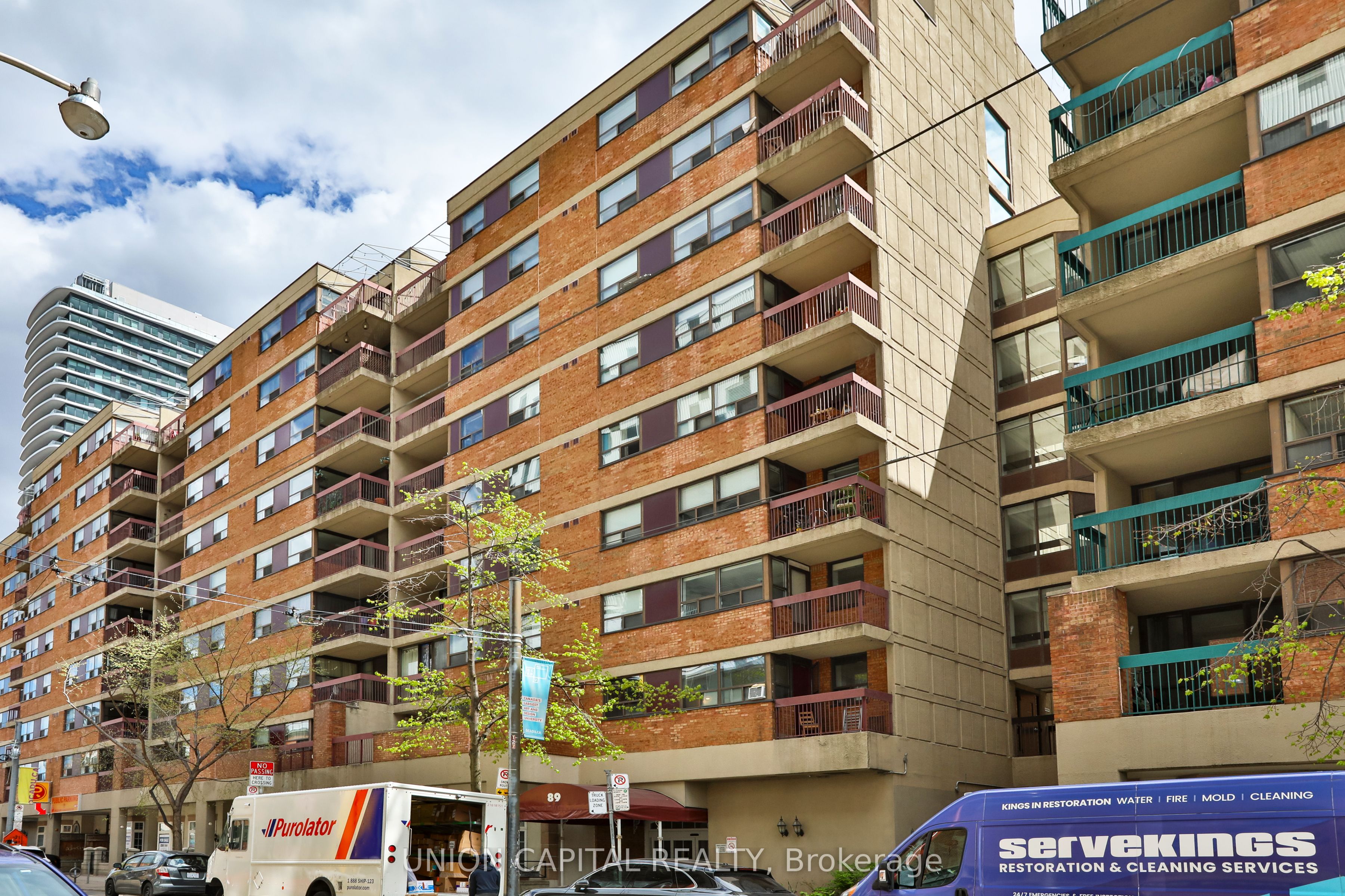 71 Mccaul Street 143, Toronto, ON M5T 2X1
