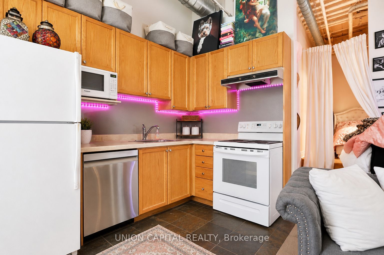 71 Mccaul Street 143, Toronto, ON M5T 2X1 photo 5