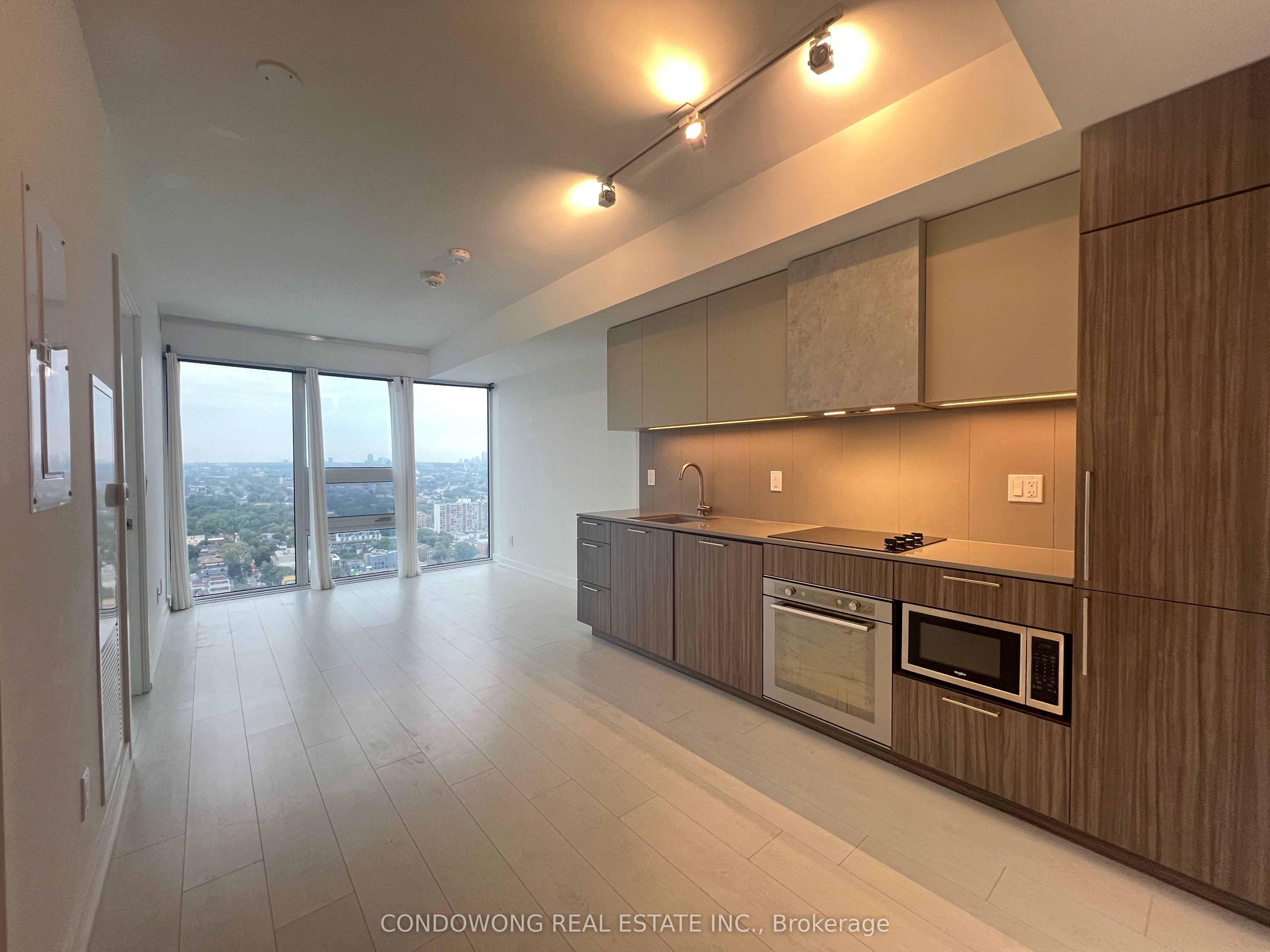 19 Western Battery Road 3118, Toronto, ON M6K 0E3 photo 5