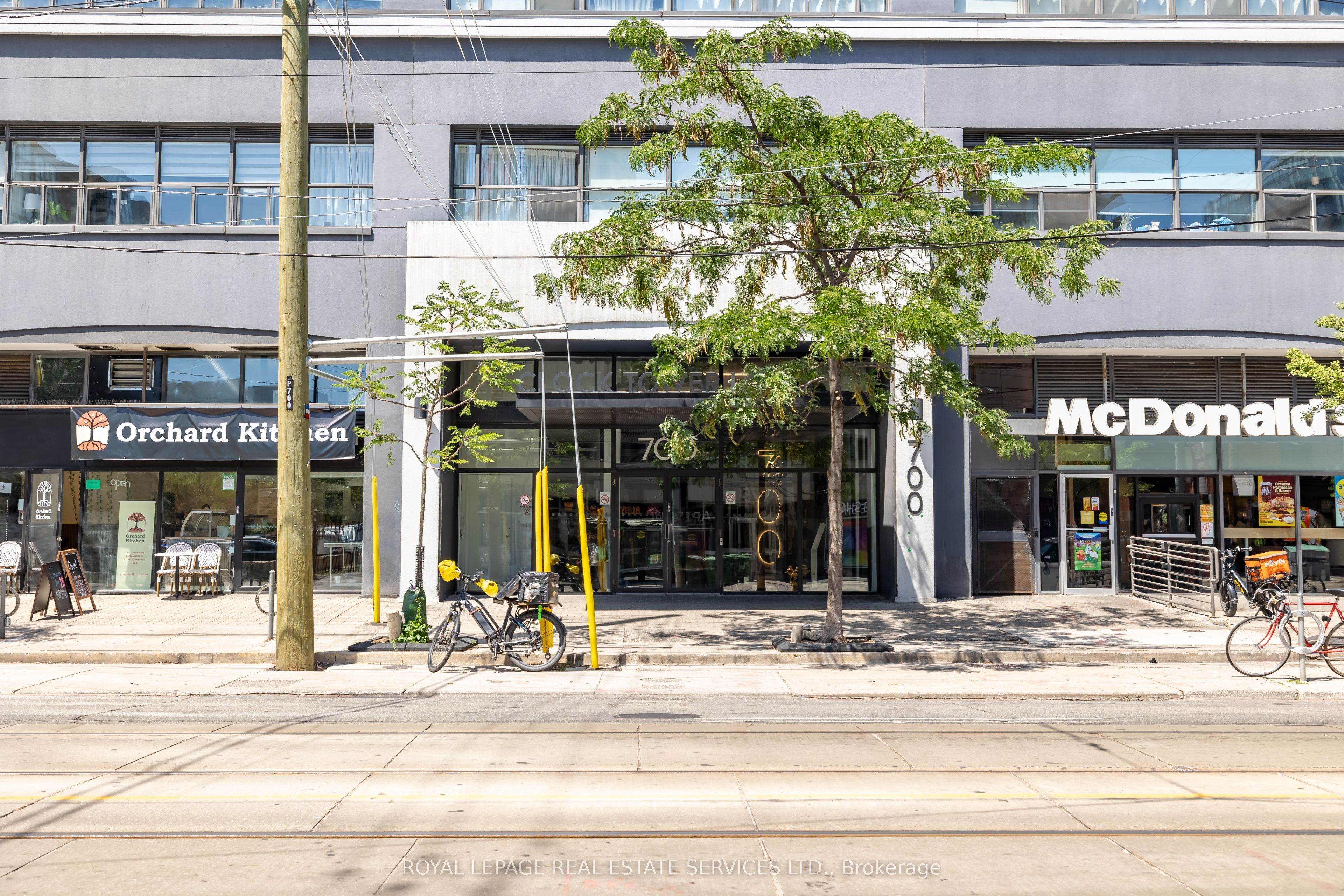 700 King Street W 613, Toronto, ON M5V 2Y6 photo 2