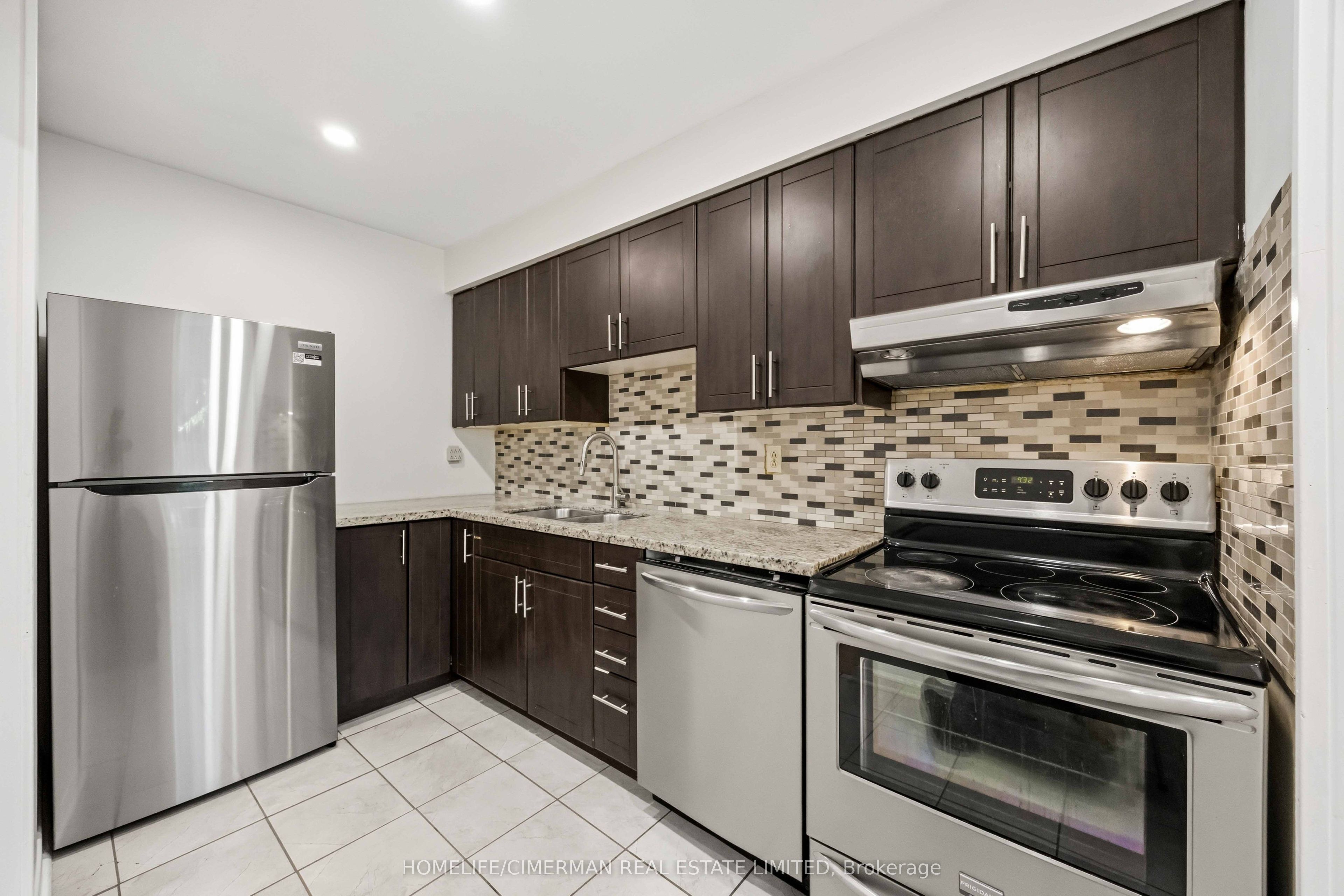 142 Thorny Vineway N/A 151, Toronto, ON M2J 4J6 photo 4