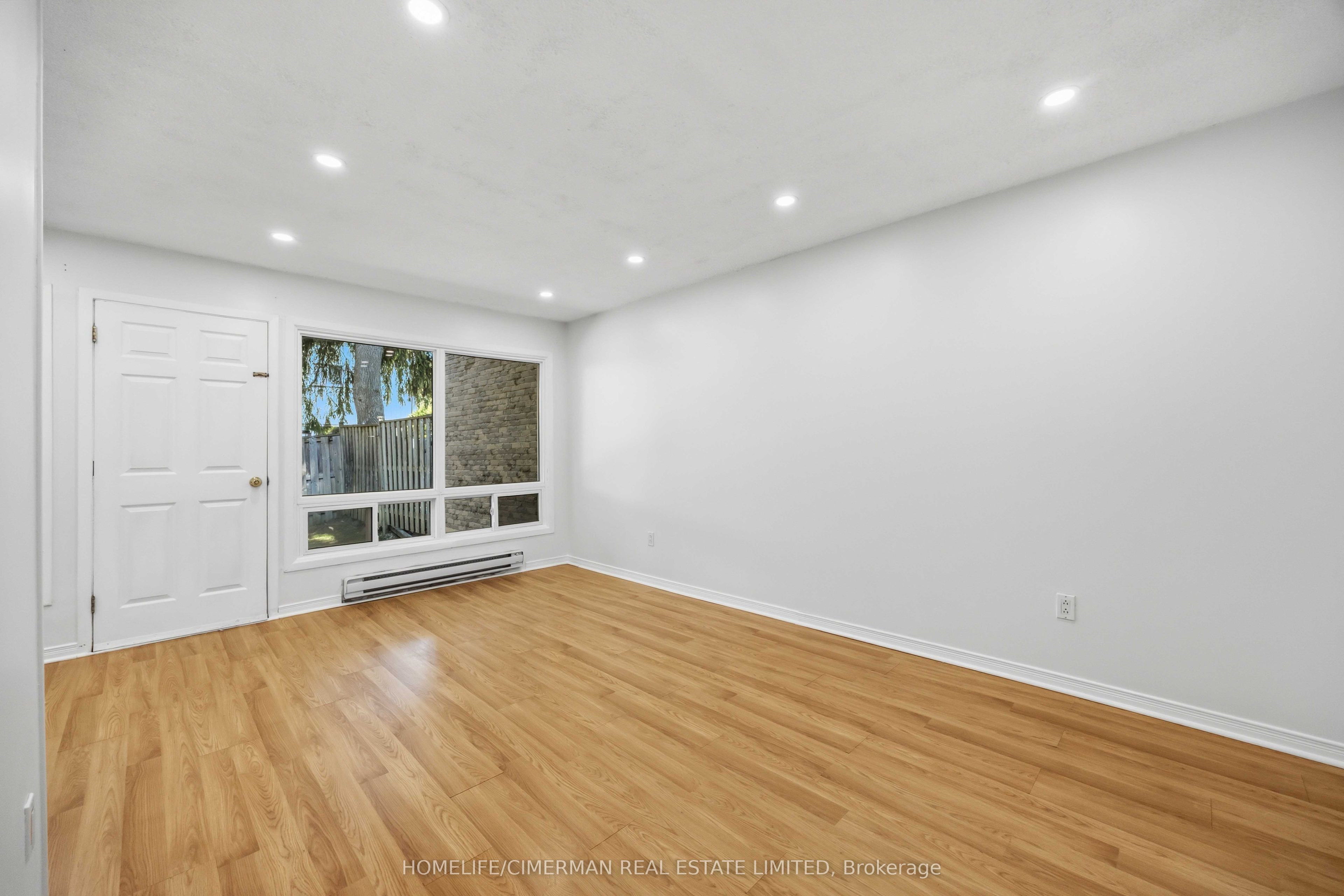 142 Thorny Vineway N/A 151, Toronto, ON M2J 4J6 photo 5