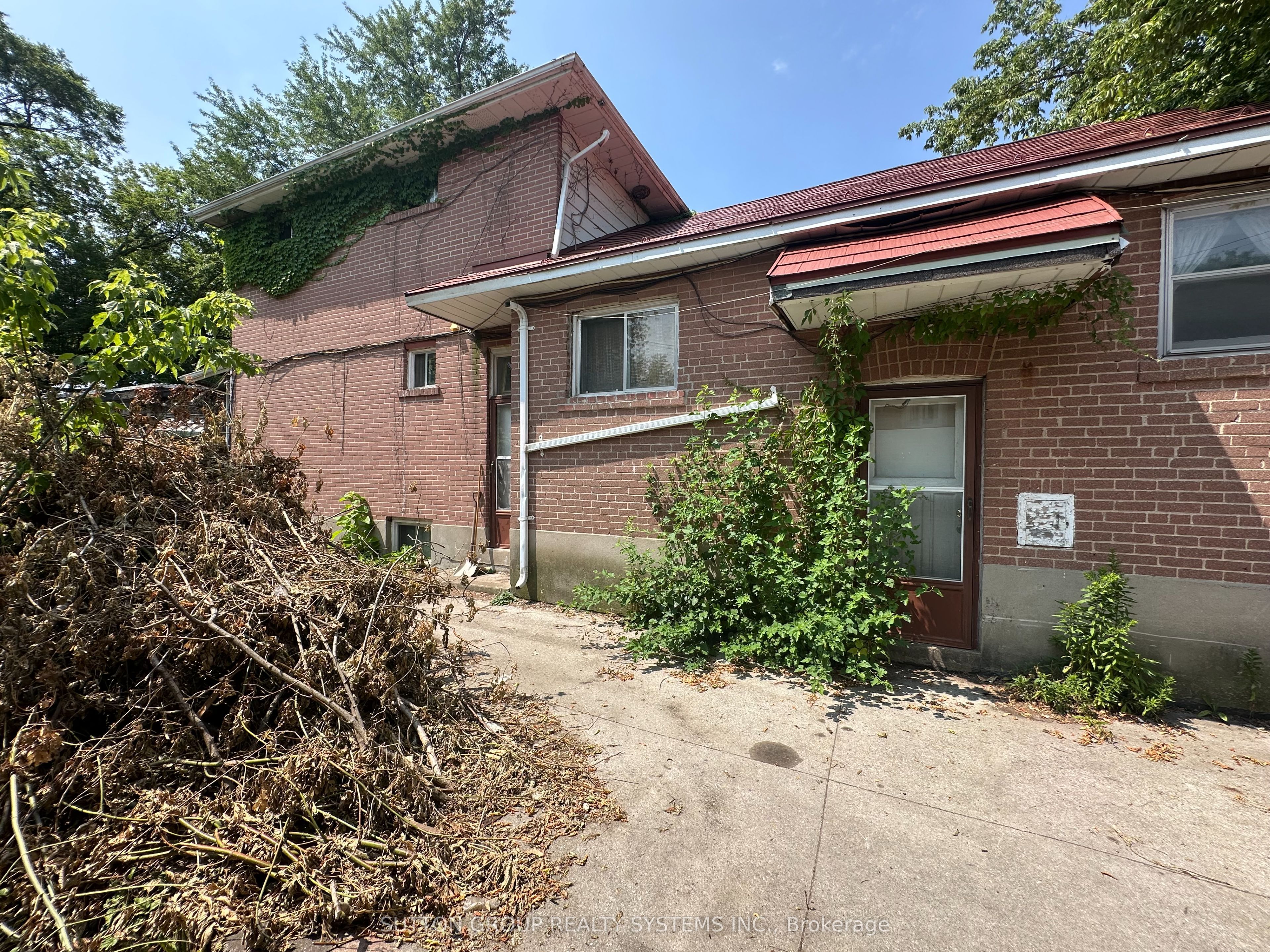 89 Reiner Road, Toronto, ON M3H 2L4 photo 4