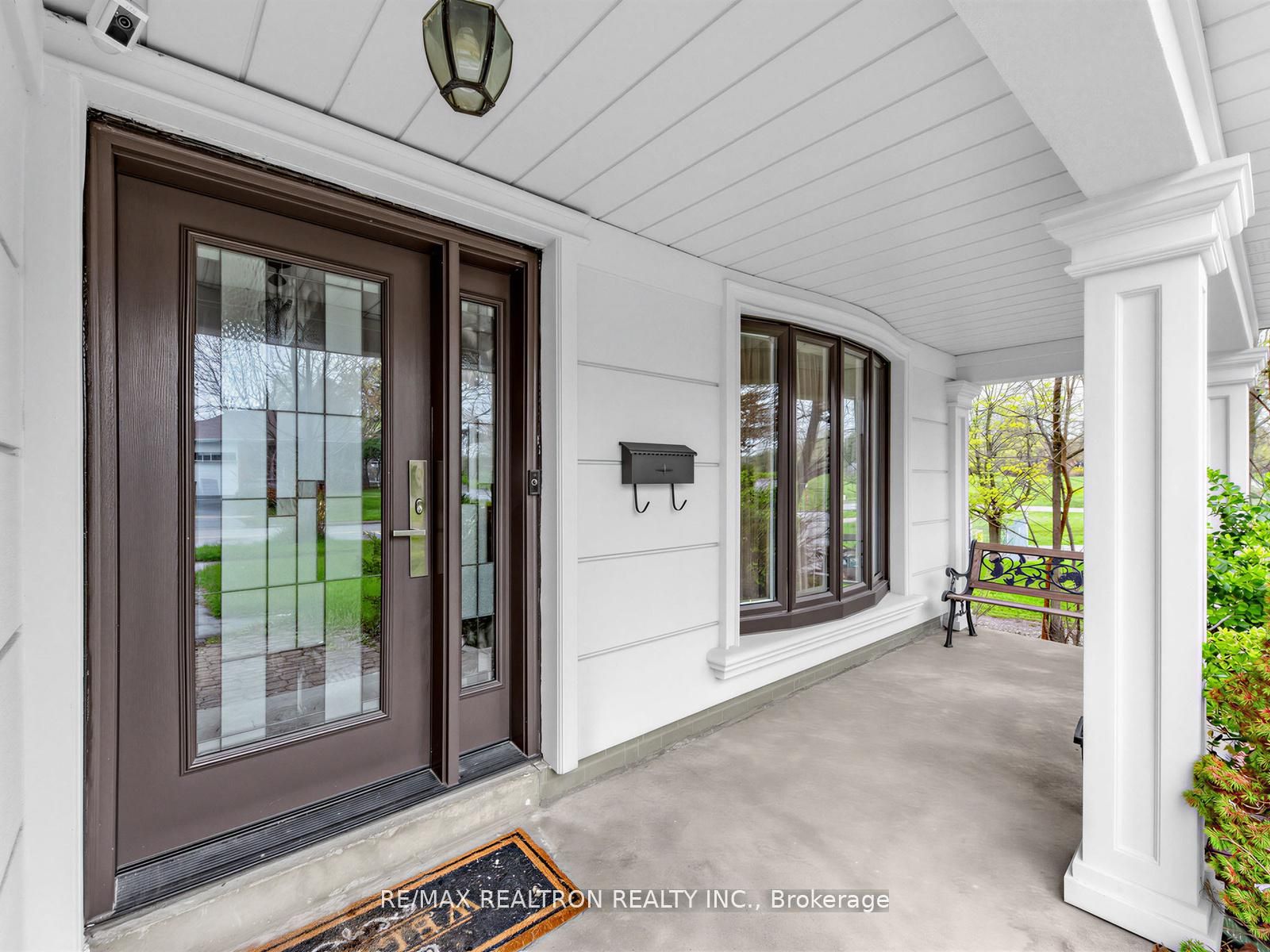 44 Pineway Boulevard W, Toronto, ON M2H 1A1 photo 2