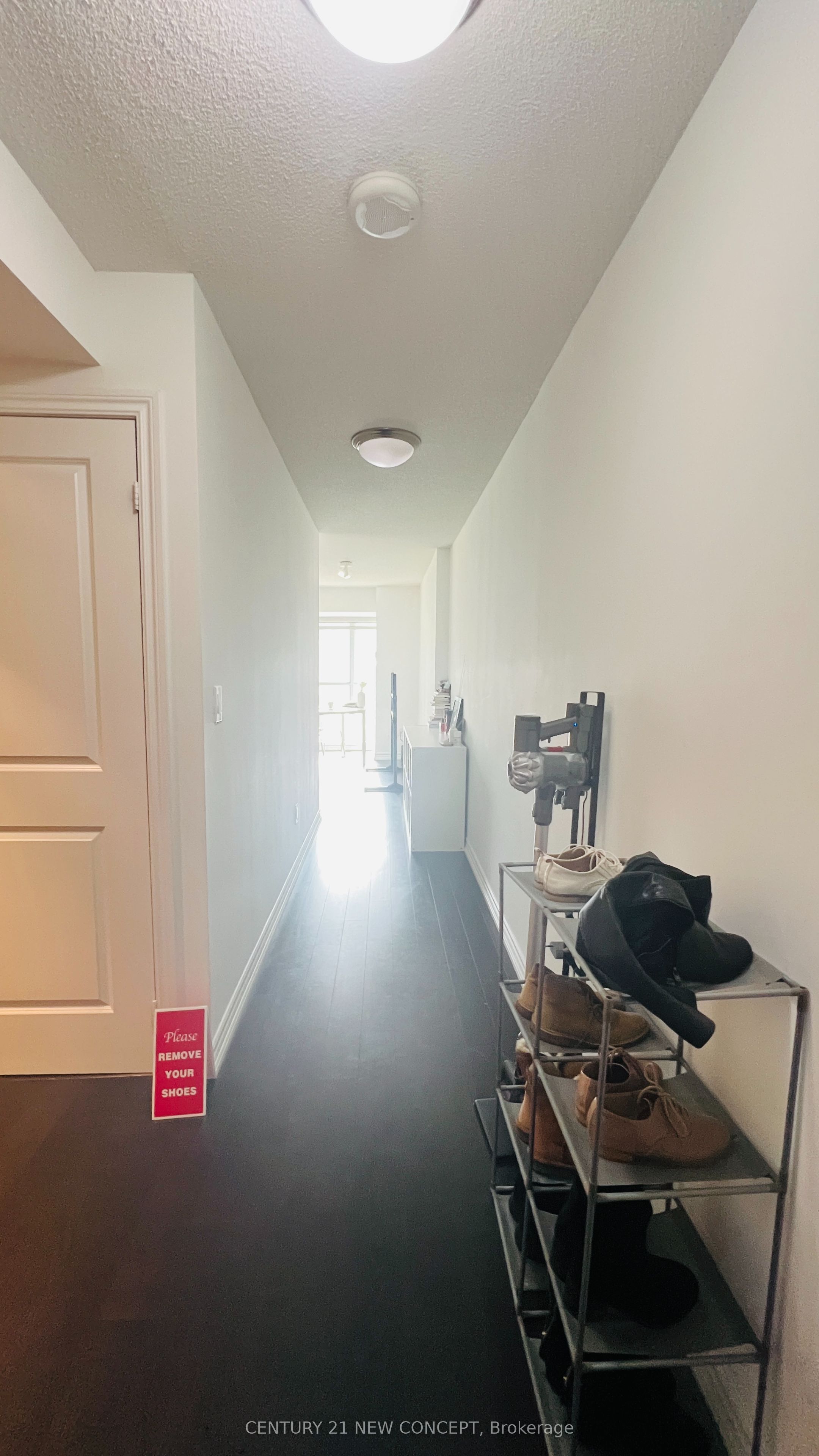 386 Yonge Street 818, Toronto, ON M5B 0A4 photo 5