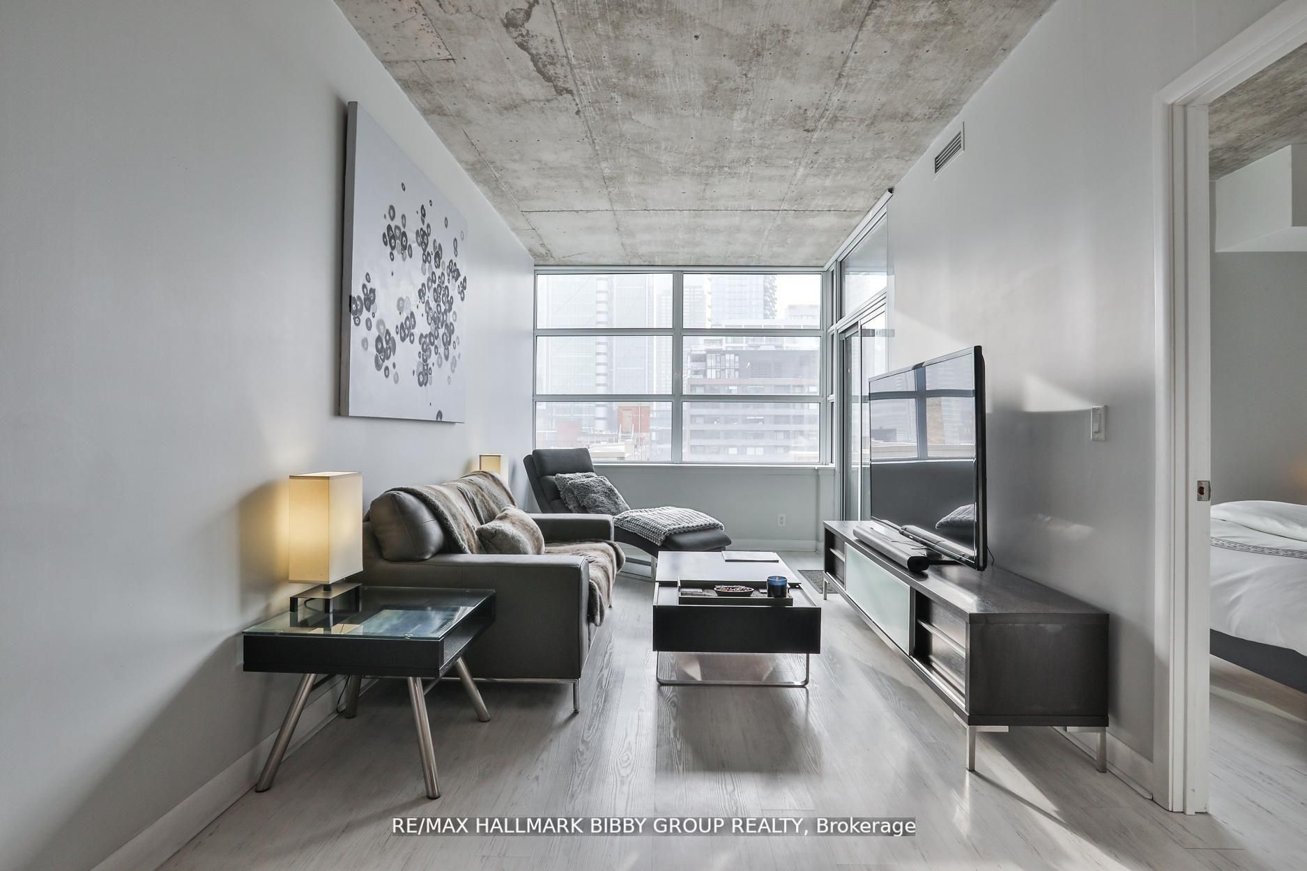 478 King Street W 606, Toronto, ON M5V 0A8 photo 2
