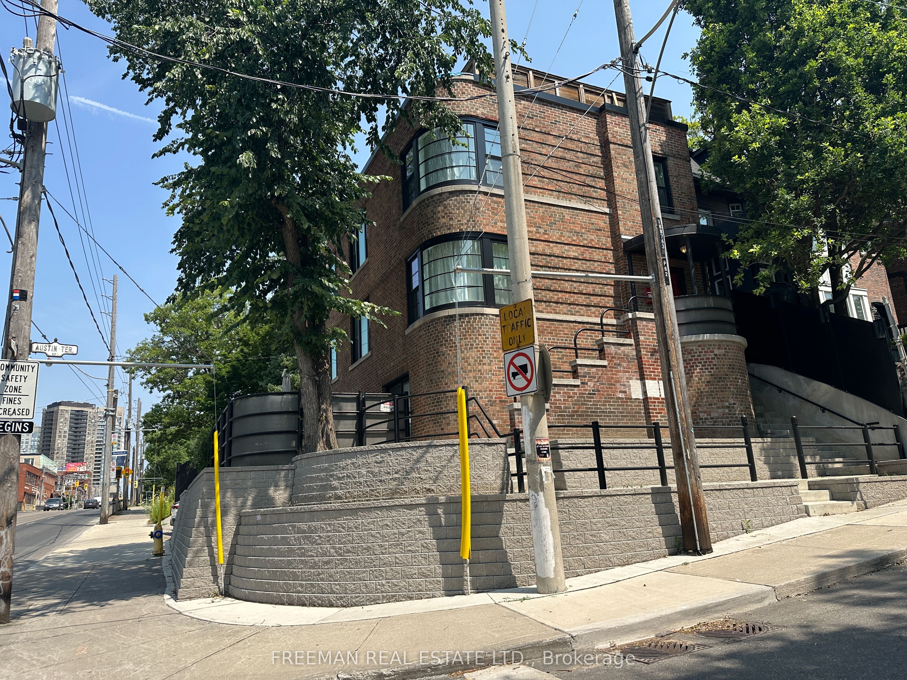 62 Austin Terrace 2, Toronto, ON M5R 1Y6 photo 3