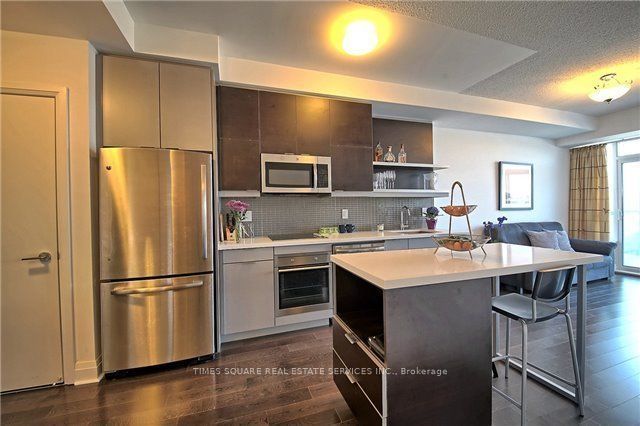 399 Spring Garden Avenue 315, Toronto, ON M2N 3H6 photo 3
