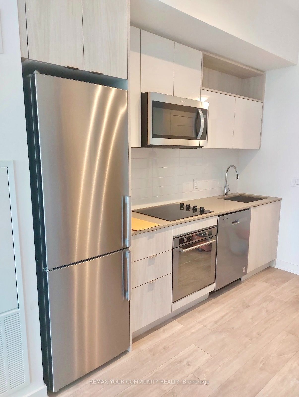 121 Lower Sherbourne Street 1553, Toronto, ON M5A 4J4 photo 5