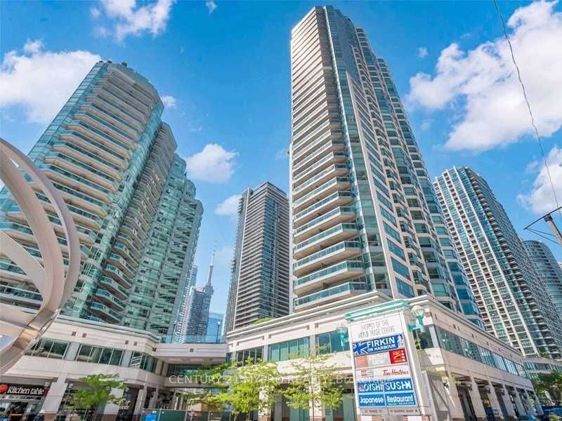 10 Yonge Street 605, Toronto, ON M5E 1R4