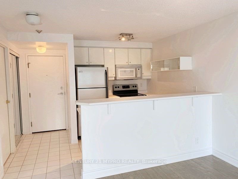 10 Yonge Street 605, Toronto, ON M5E 1R4 photo 3