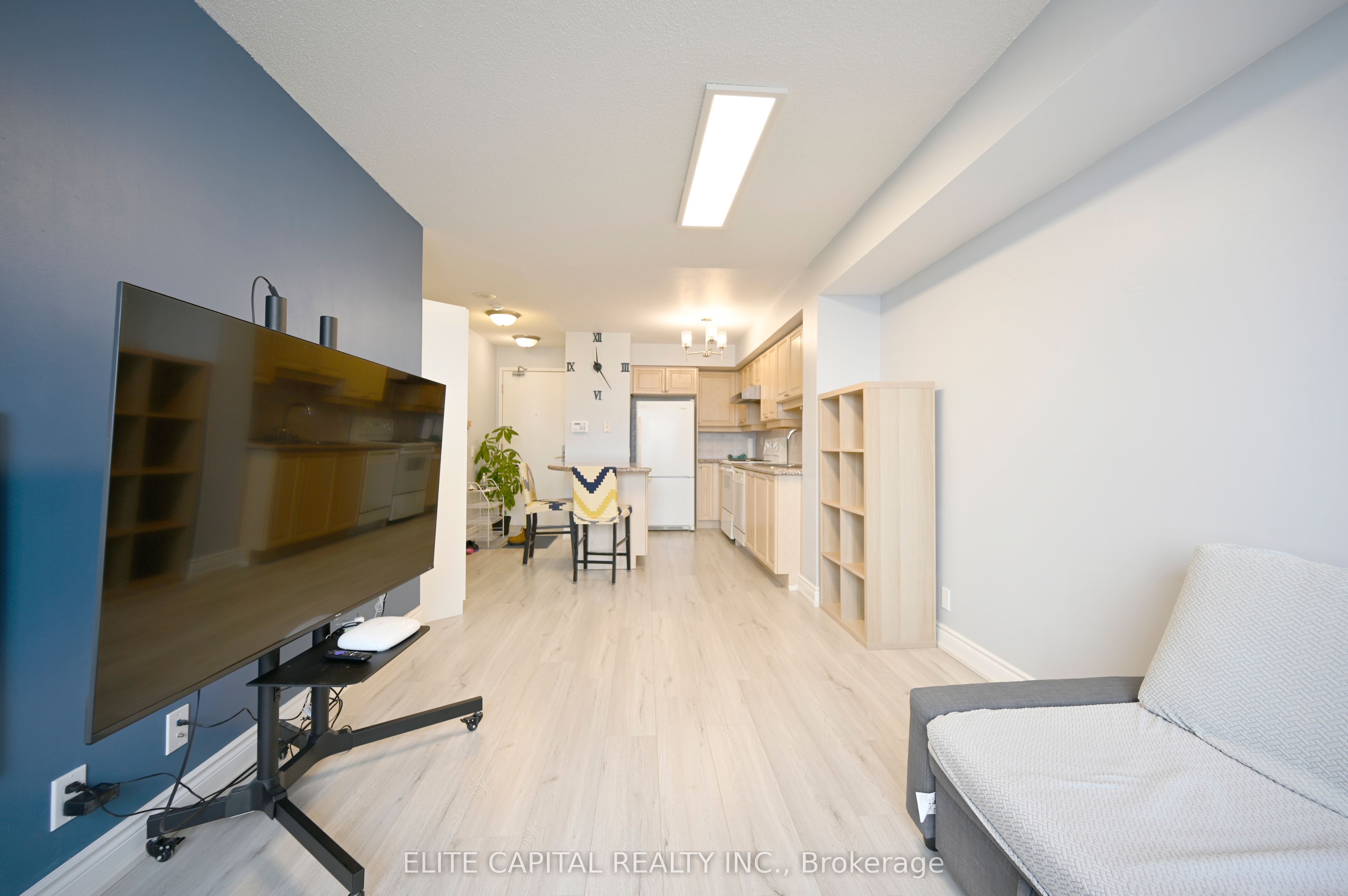 78 Harrison Garden Boulevard 2004, Toronto, ON M2N 7E2 photo 5