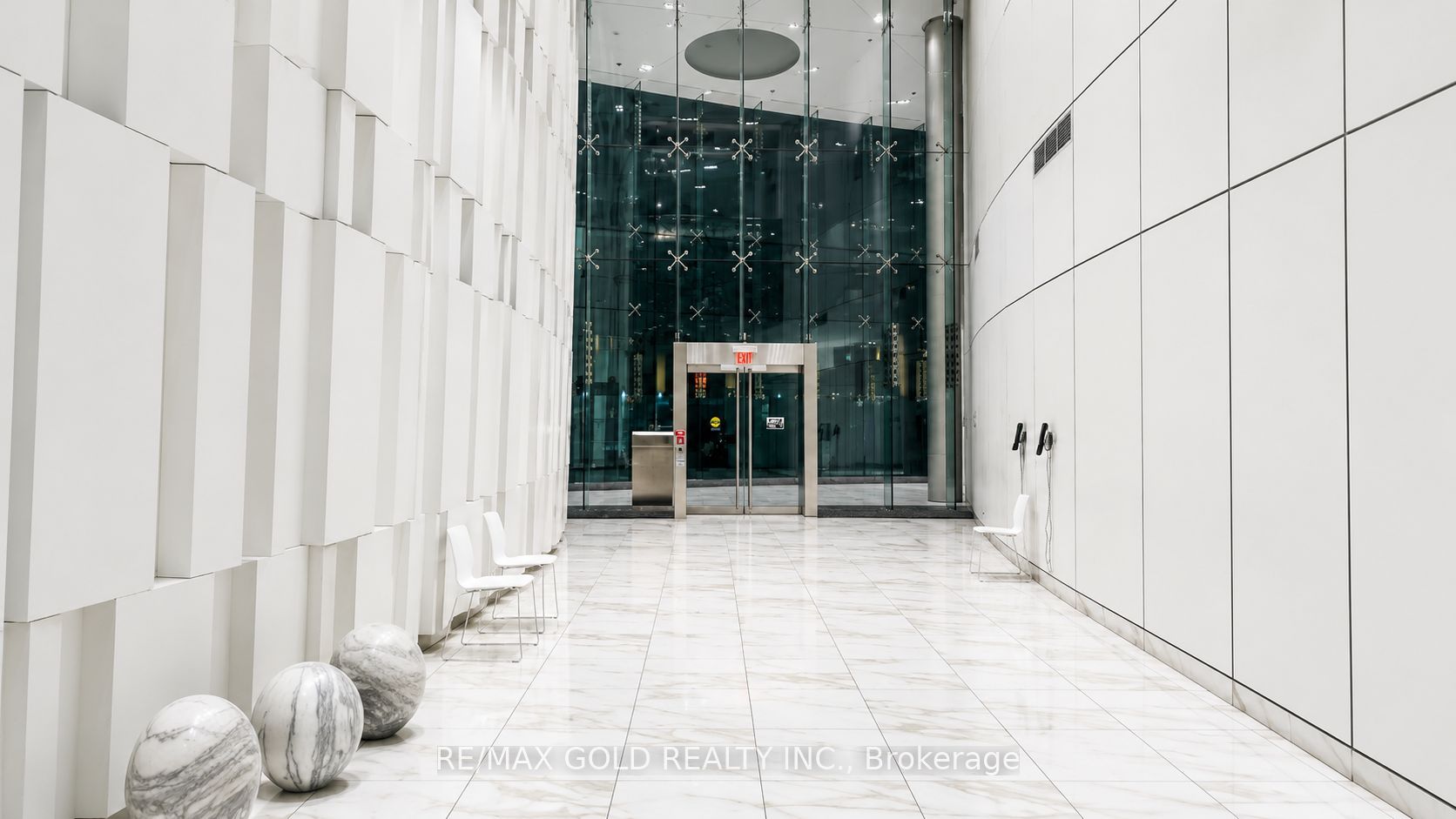 12 York Street 2606, Toronto, ON M5J 2Z2 photo 4