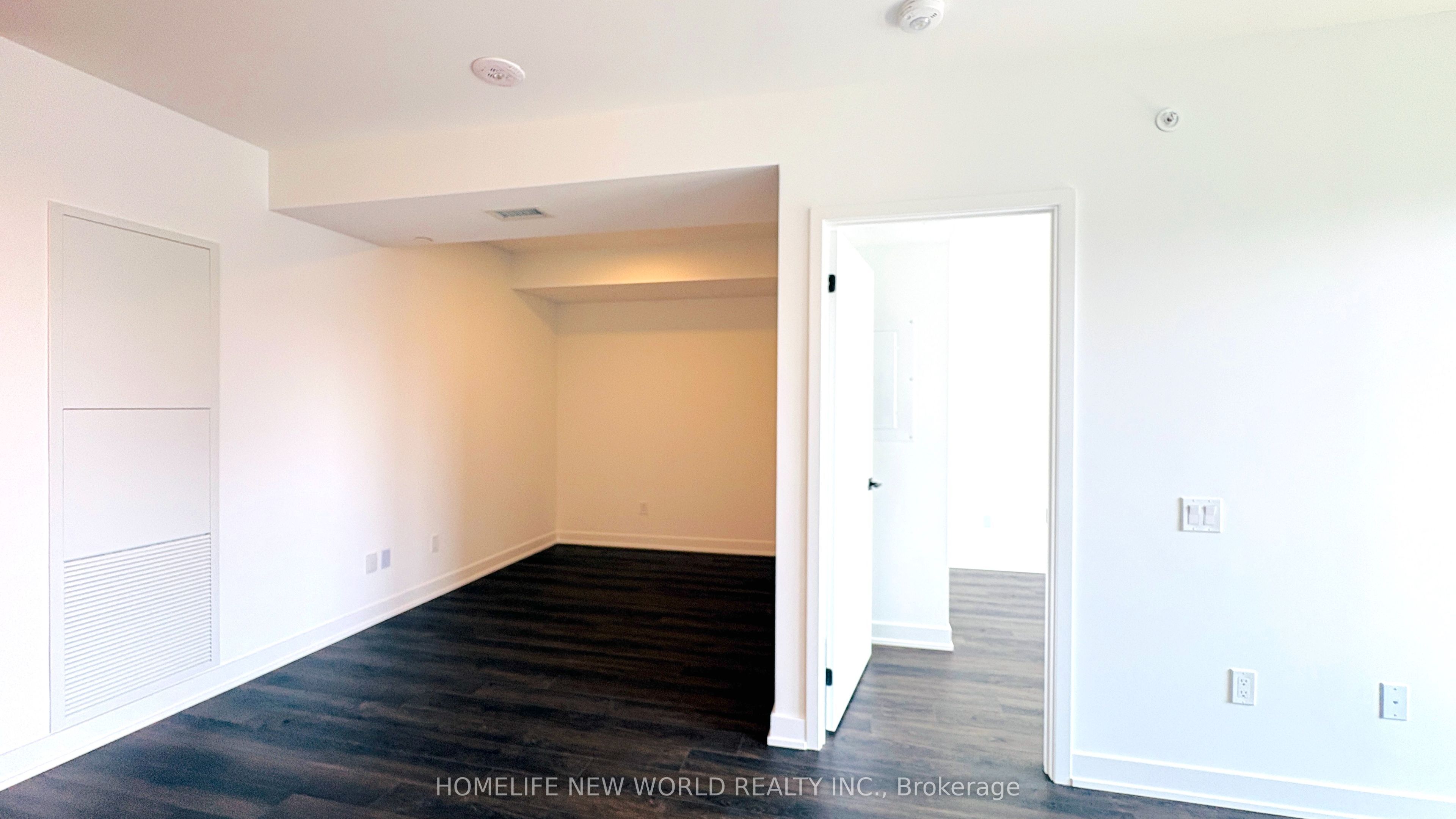 609 Sherbourne Street 3301, Toronto, ON M4X 0A4 photo 2
