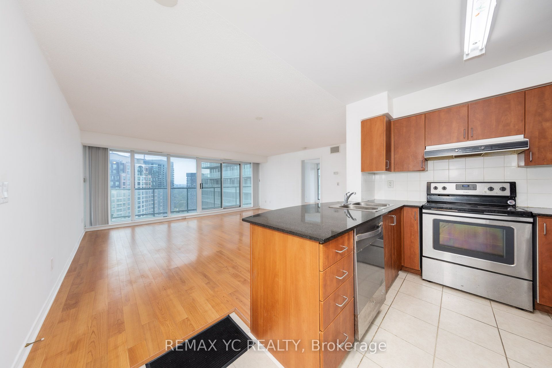 5500 Yonge Street 2410, Toronto, ON M2N 7L1 photo 5