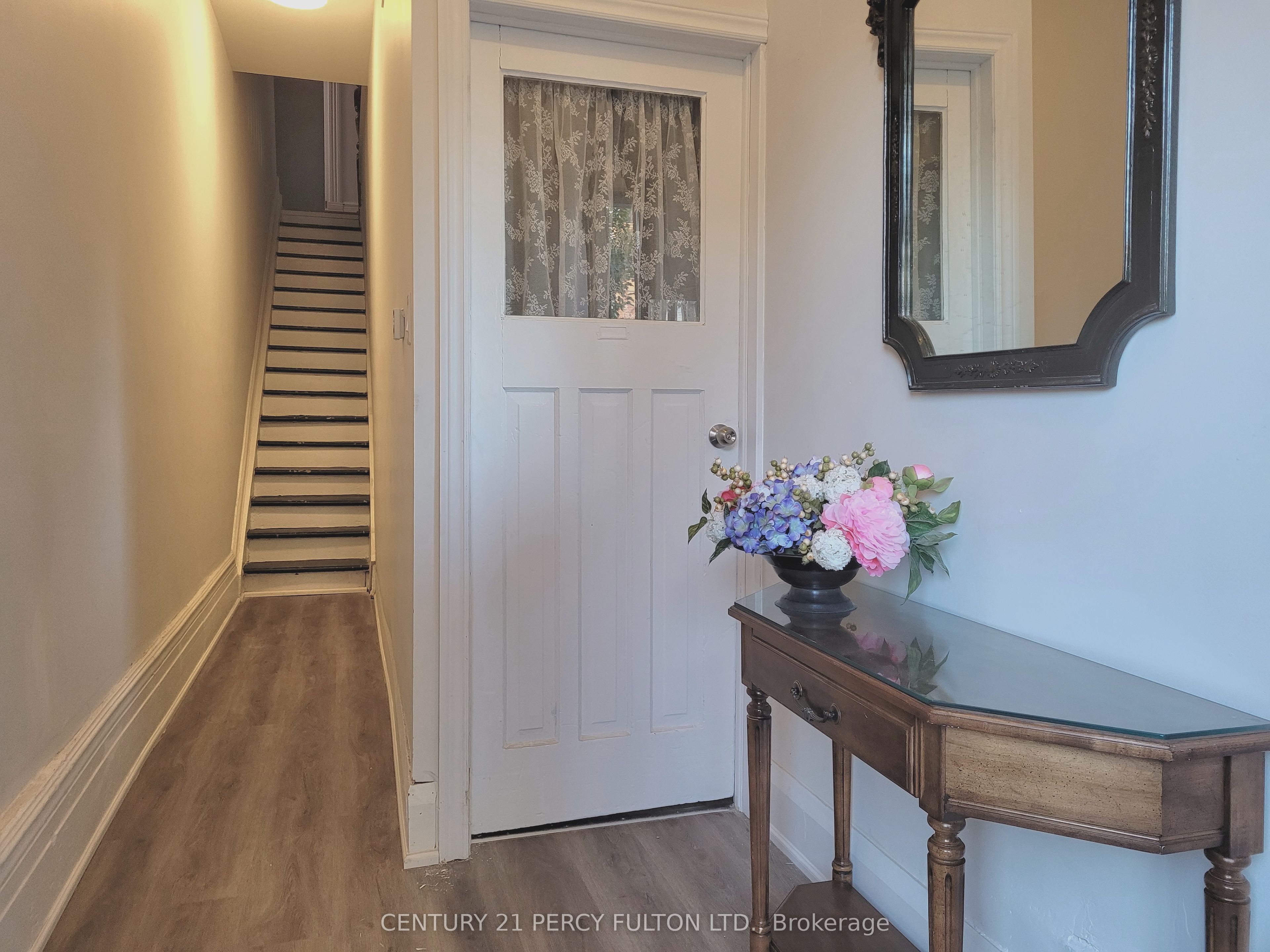 196 Brock Avenue, Toronto, ON M6M 2L6 photo 2