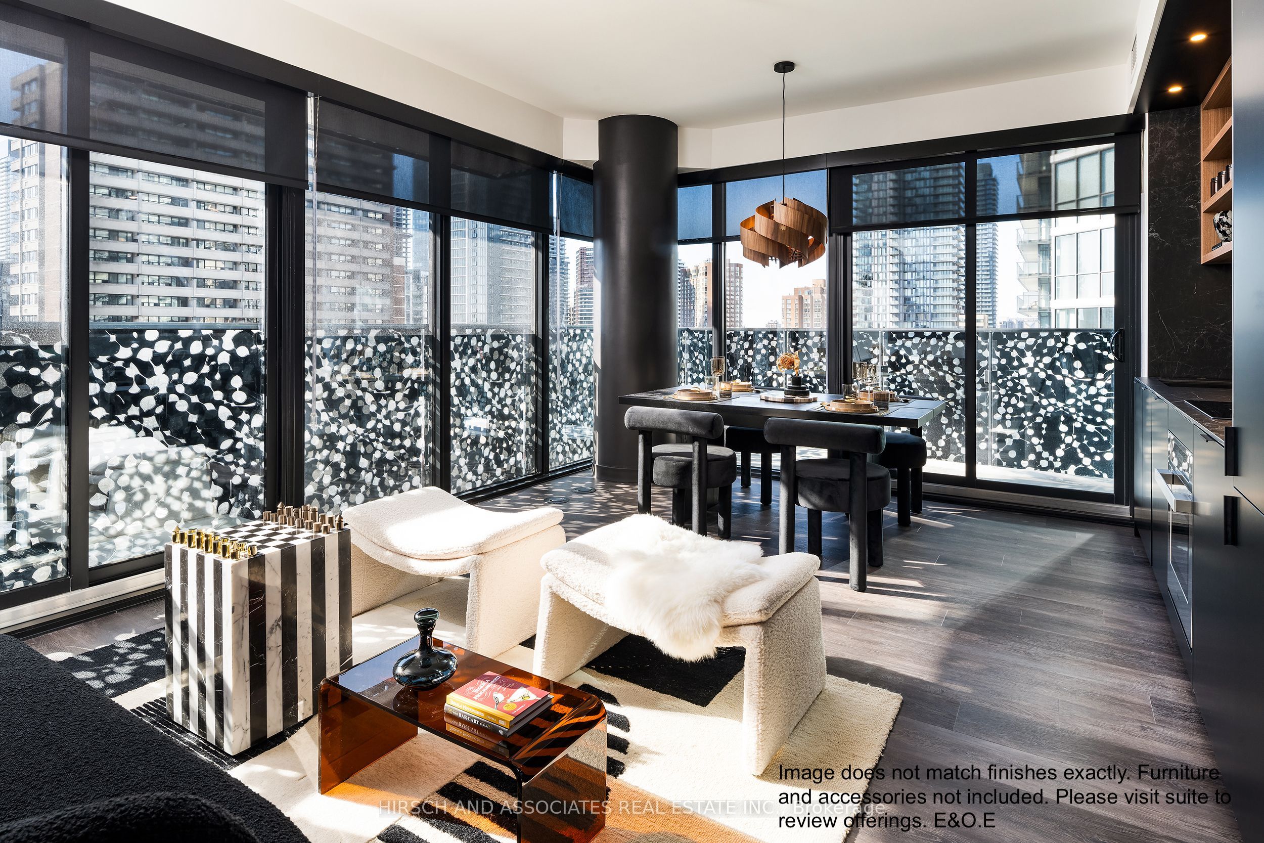 55 E Charles Street E 3906, Toronto, ON M4Y 0J1 photo 2